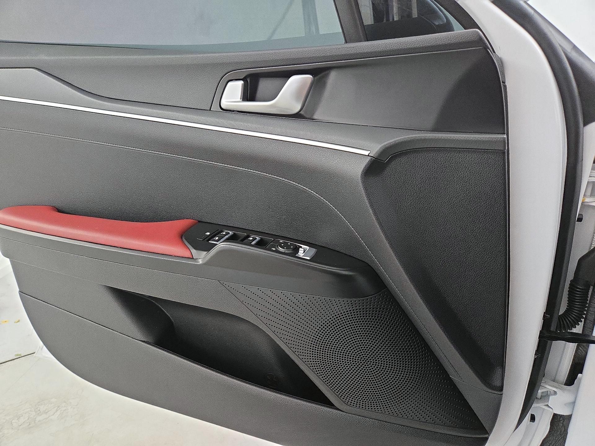 Thumbnail: 2024 Kia K5 - 12