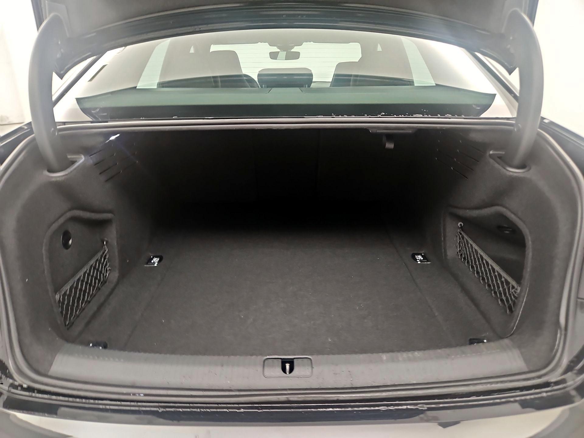 Thumbnail: 2020 Audi S4 - 20
