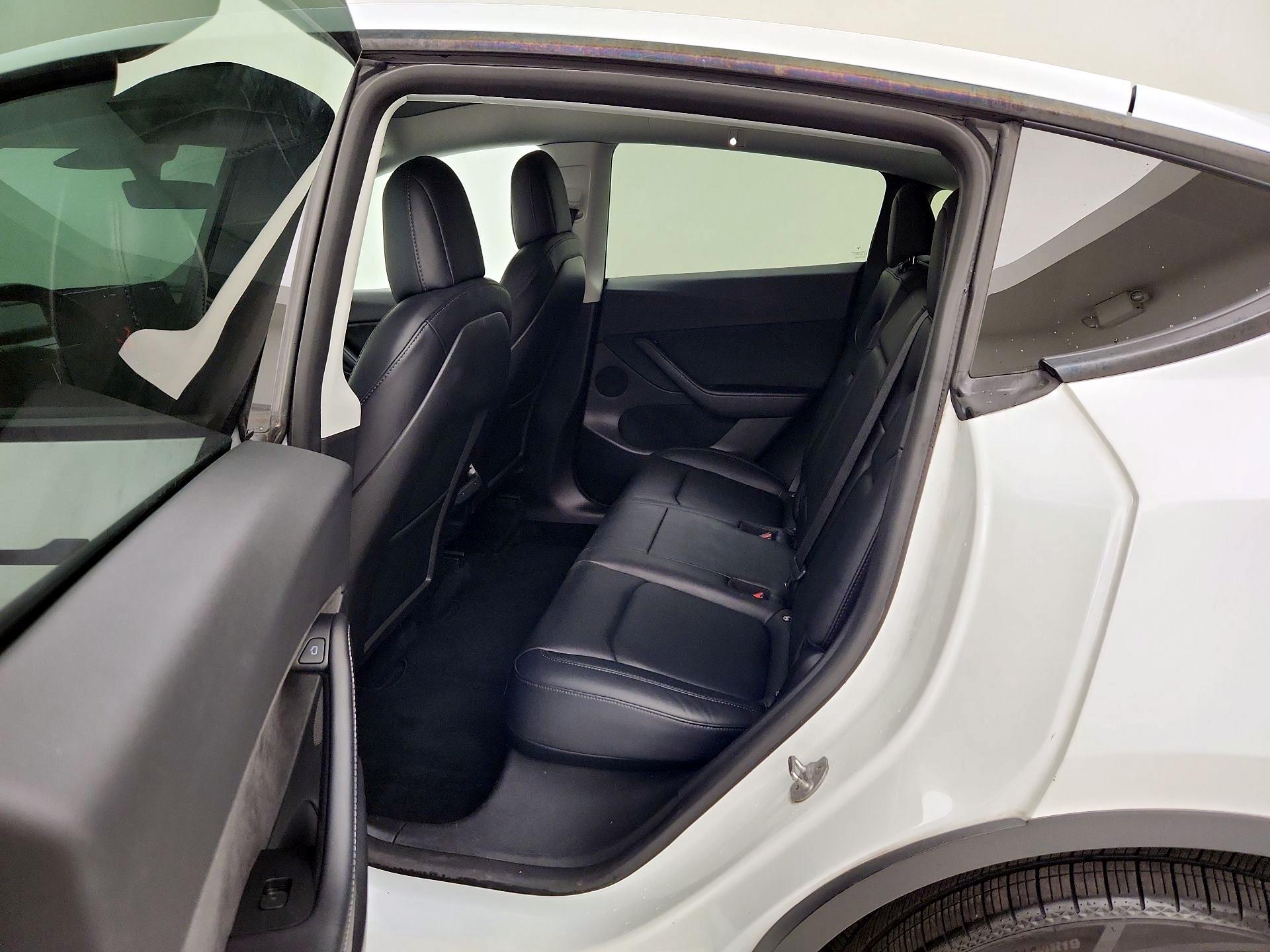 Thumbnail: 2022 Tesla Model Y - 20