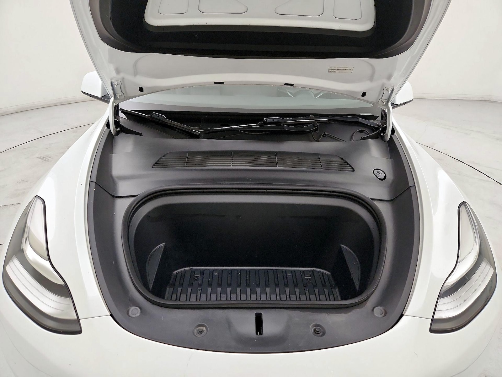 2022 Tesla Model Y Long Range - Photo 14