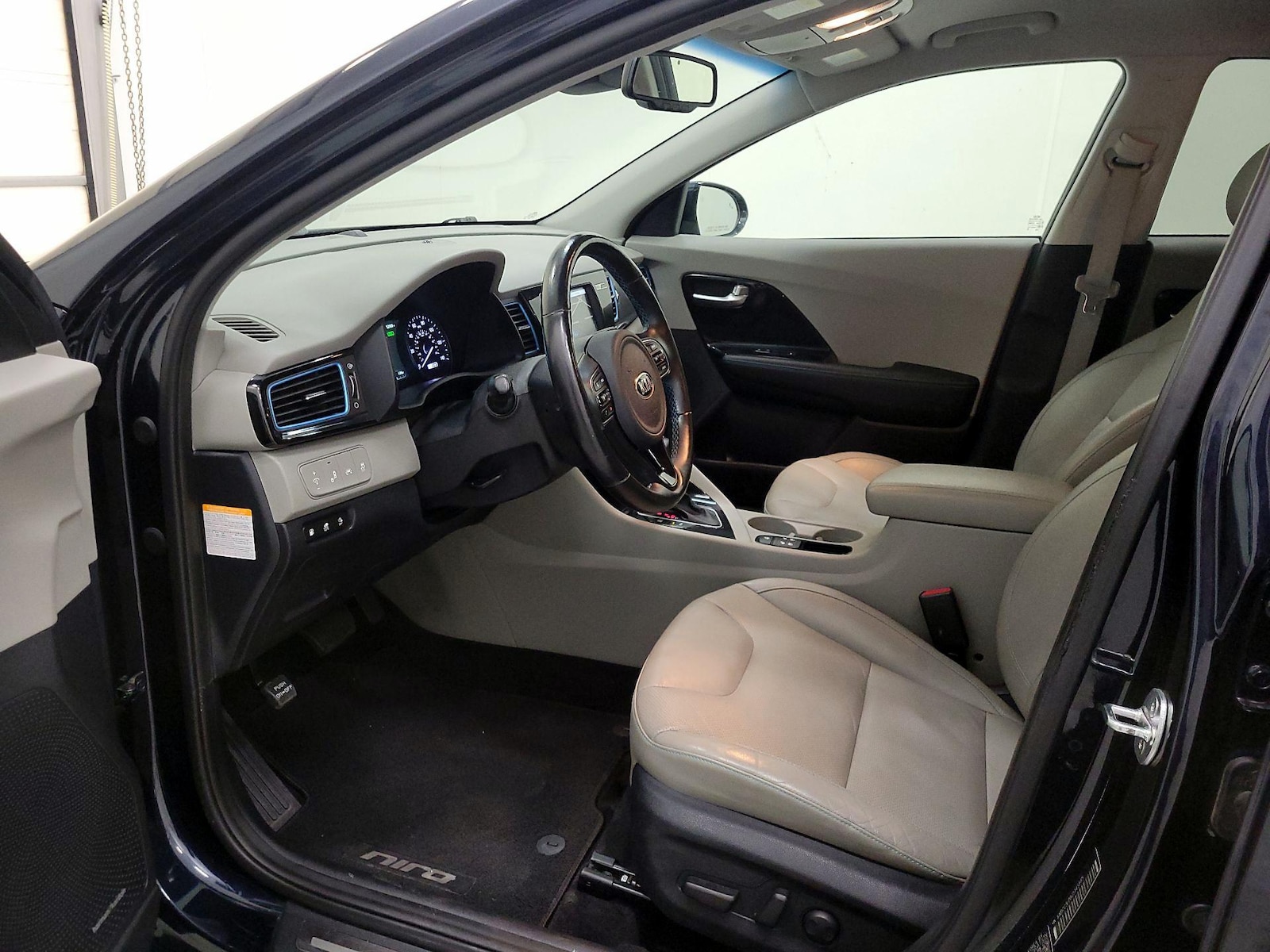 2018 Kia Niro EX Premium - Photo 12