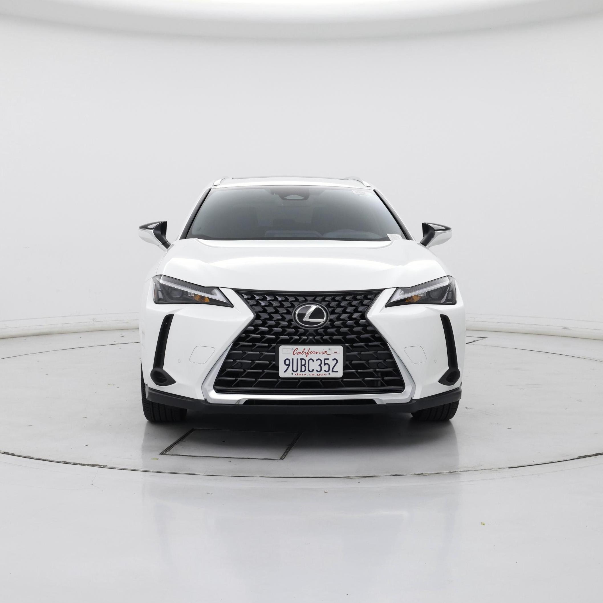 Thumbnail: 2025 Lexus UX - 5
