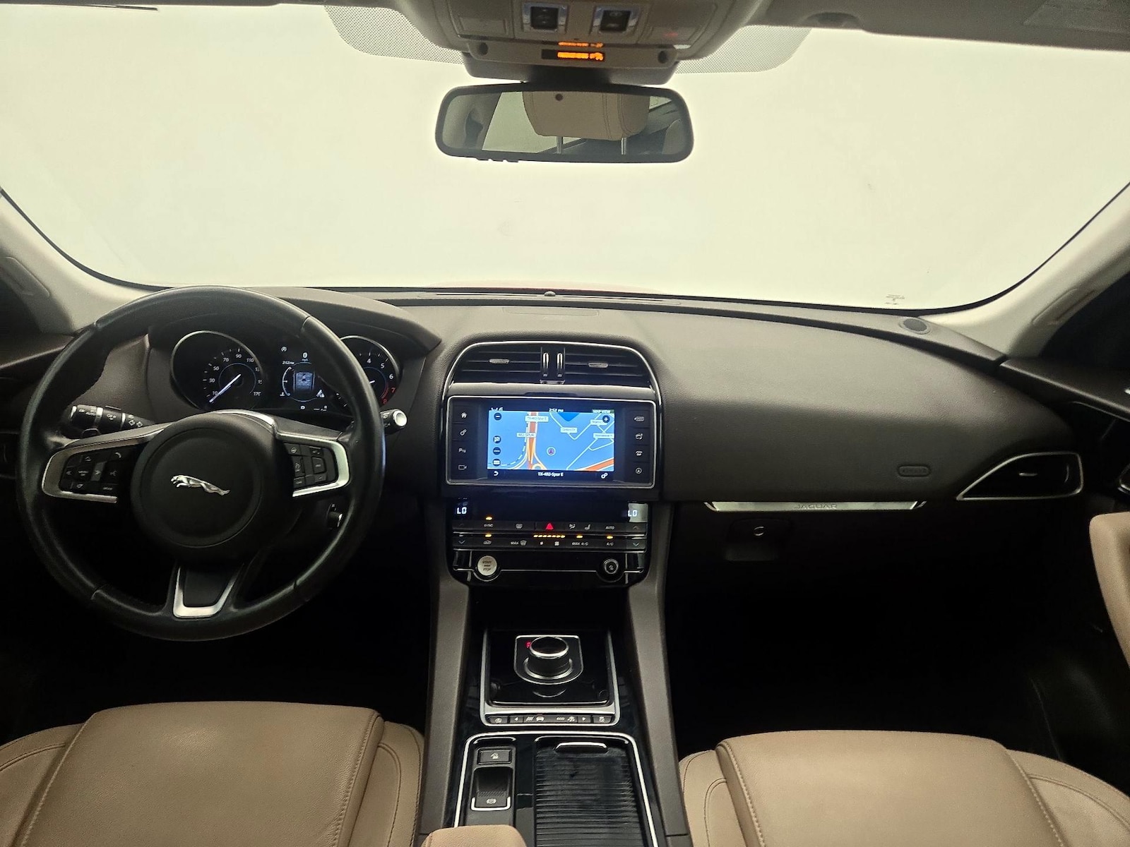 2018 Jaguar F-PACE Prestige - Photo 10
