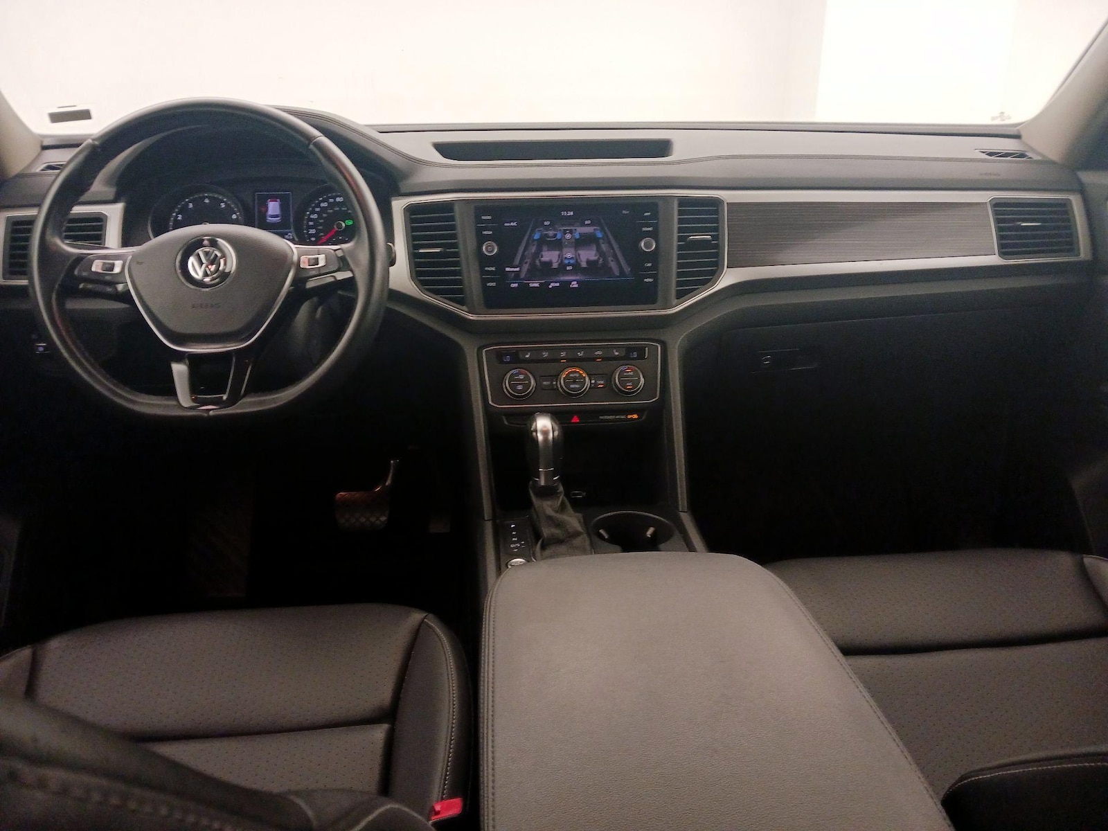 2019 Volkswagen Atlas SE w/Tech - Photo 10