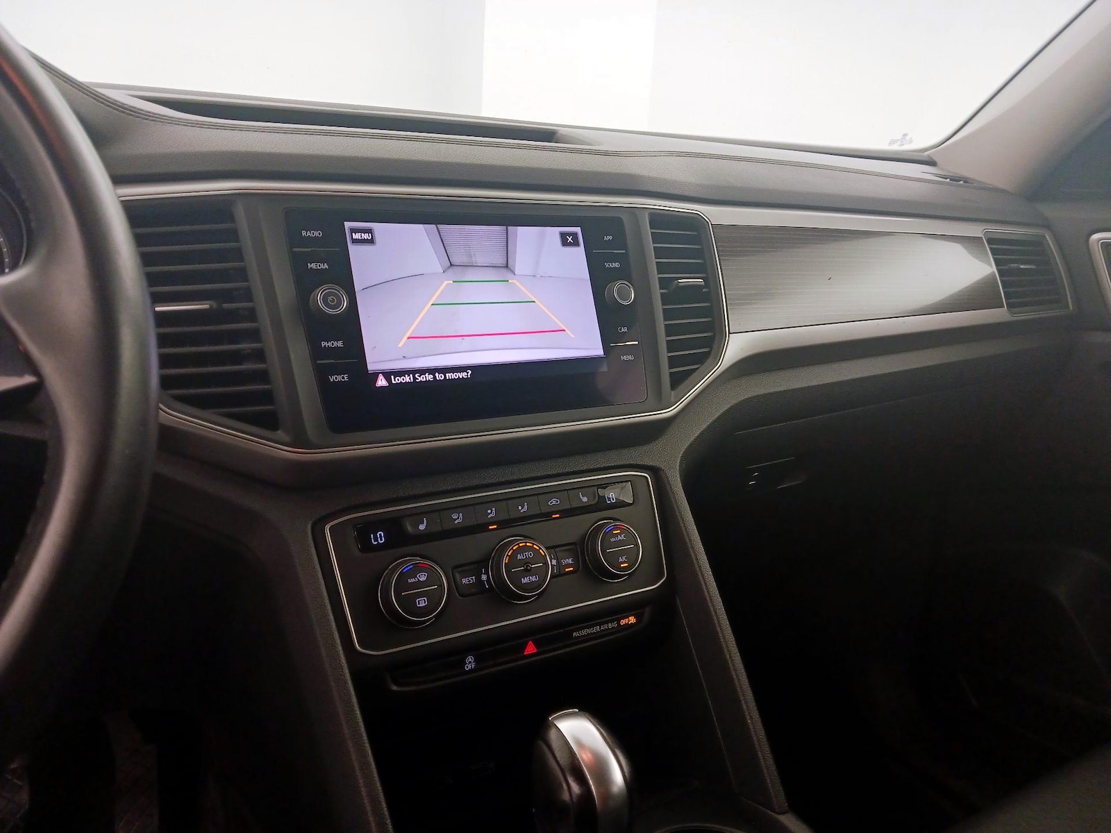 2019 Volkswagen Atlas SE w/Tech - Photo 15