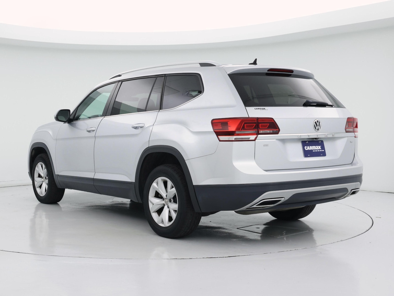 2019 Volkswagen Atlas SE w/Tech - Photo 3