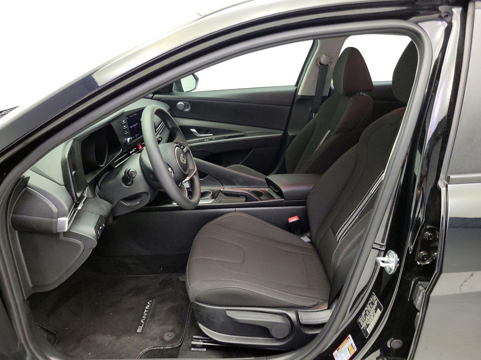 Thumbnail: 2023 Hyundai Elantra - 11