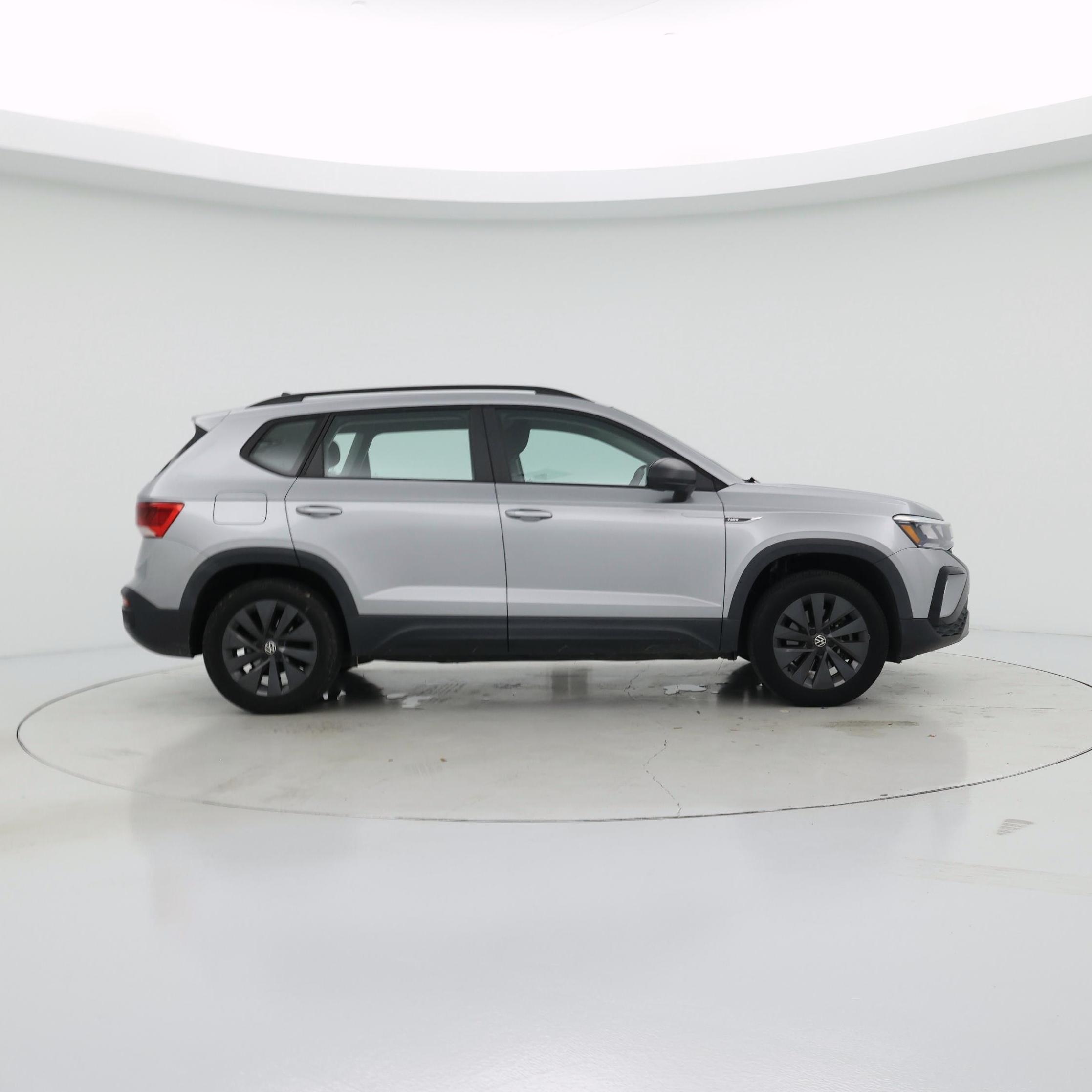 Thumbnail: 2022 Volkswagen Taos - 7
