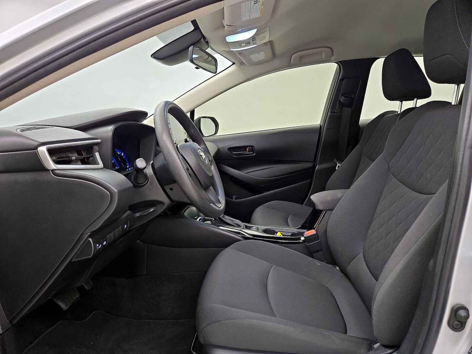 2022 Toyota Corolla LE - Photo 12