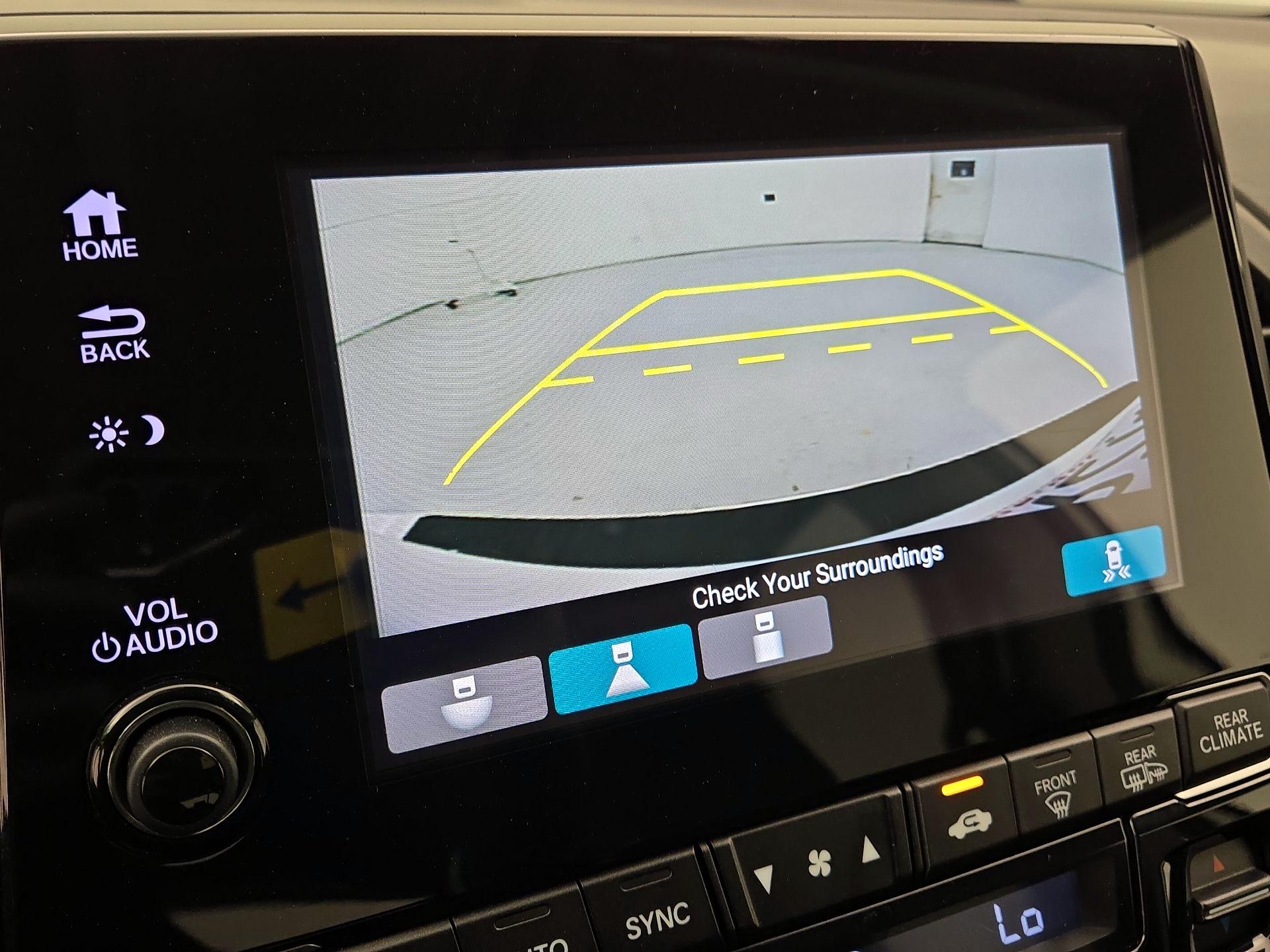 Thumbnail: 2019 Honda Odyssey - 14