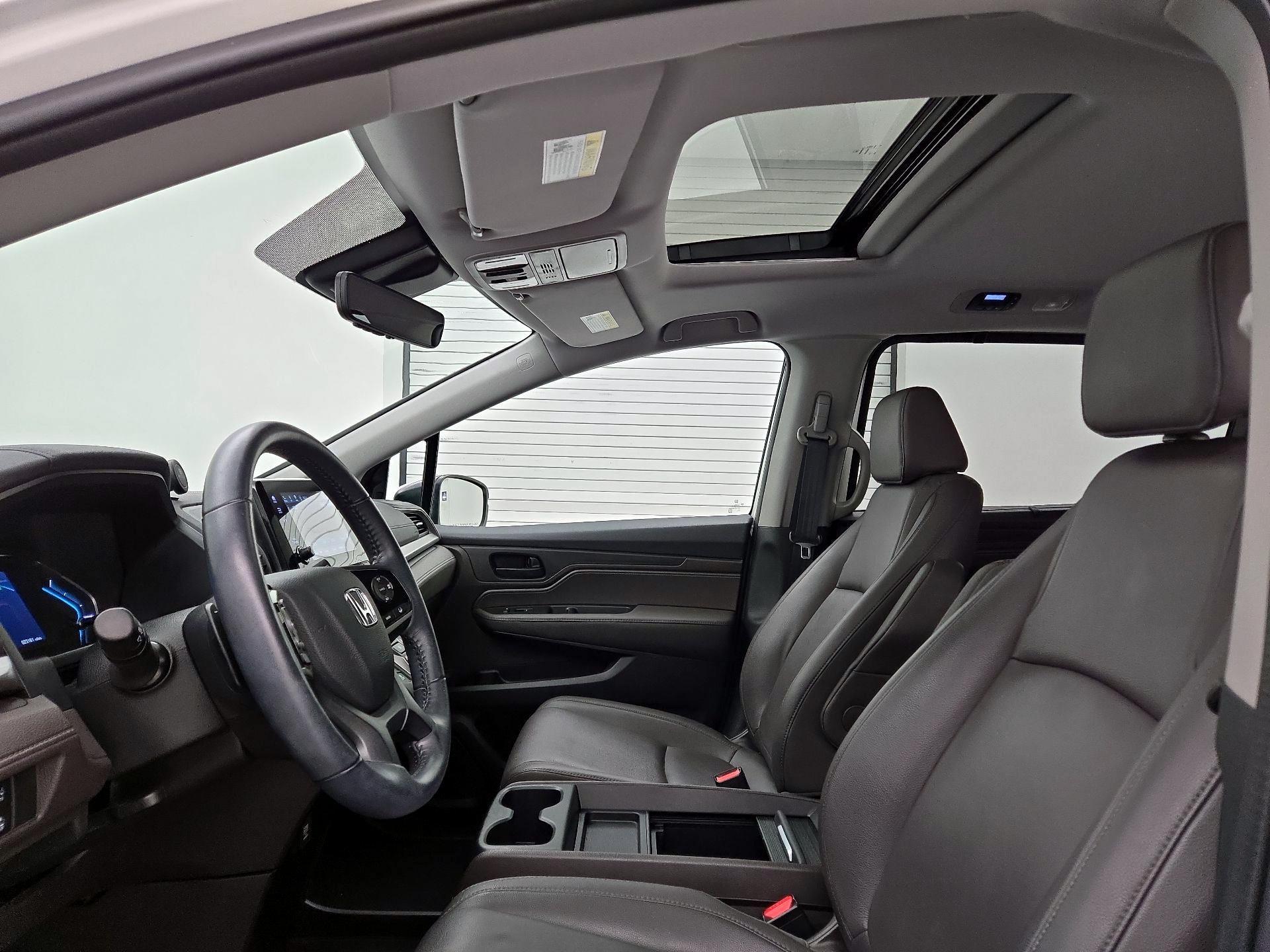 Thumbnail: 2019 Honda Odyssey - 18