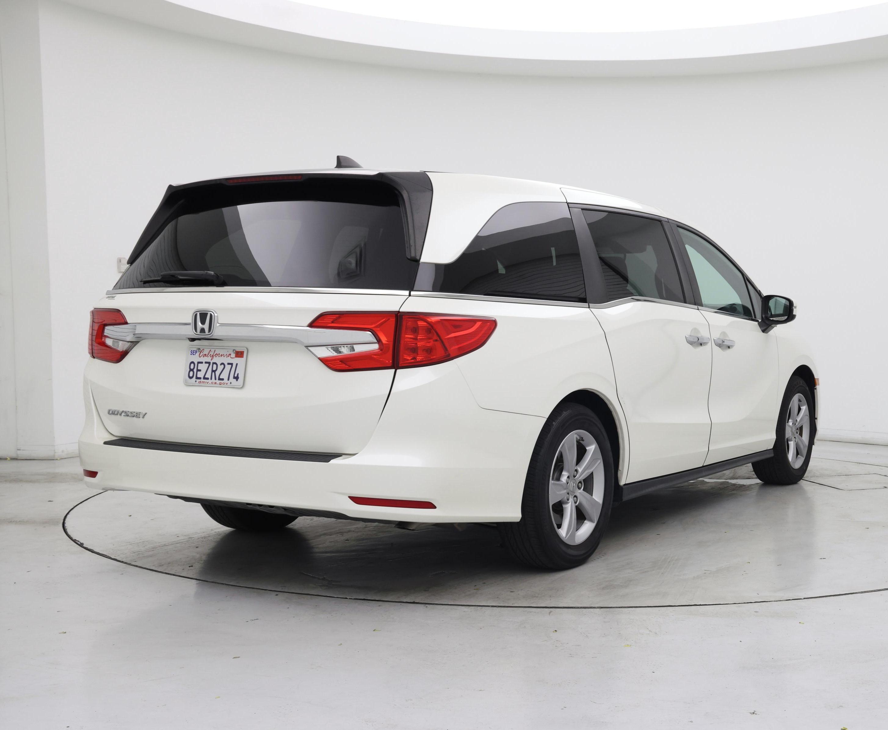 Thumbnail: 2019 Honda Odyssey - 8