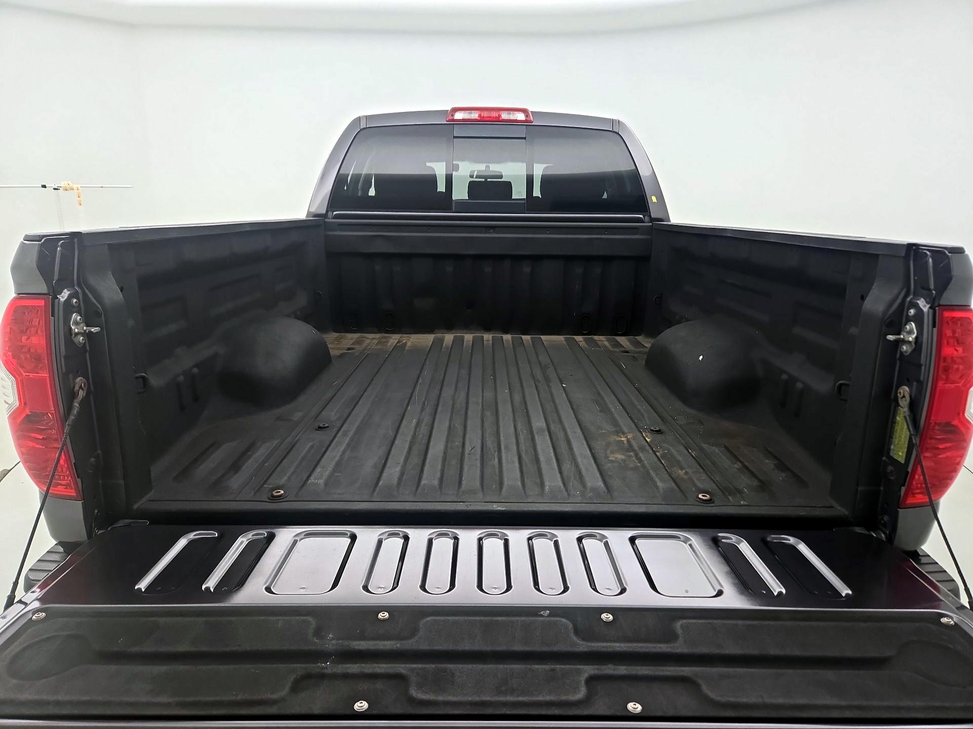 Thumbnail: 2014 Toyota Tundra - 20