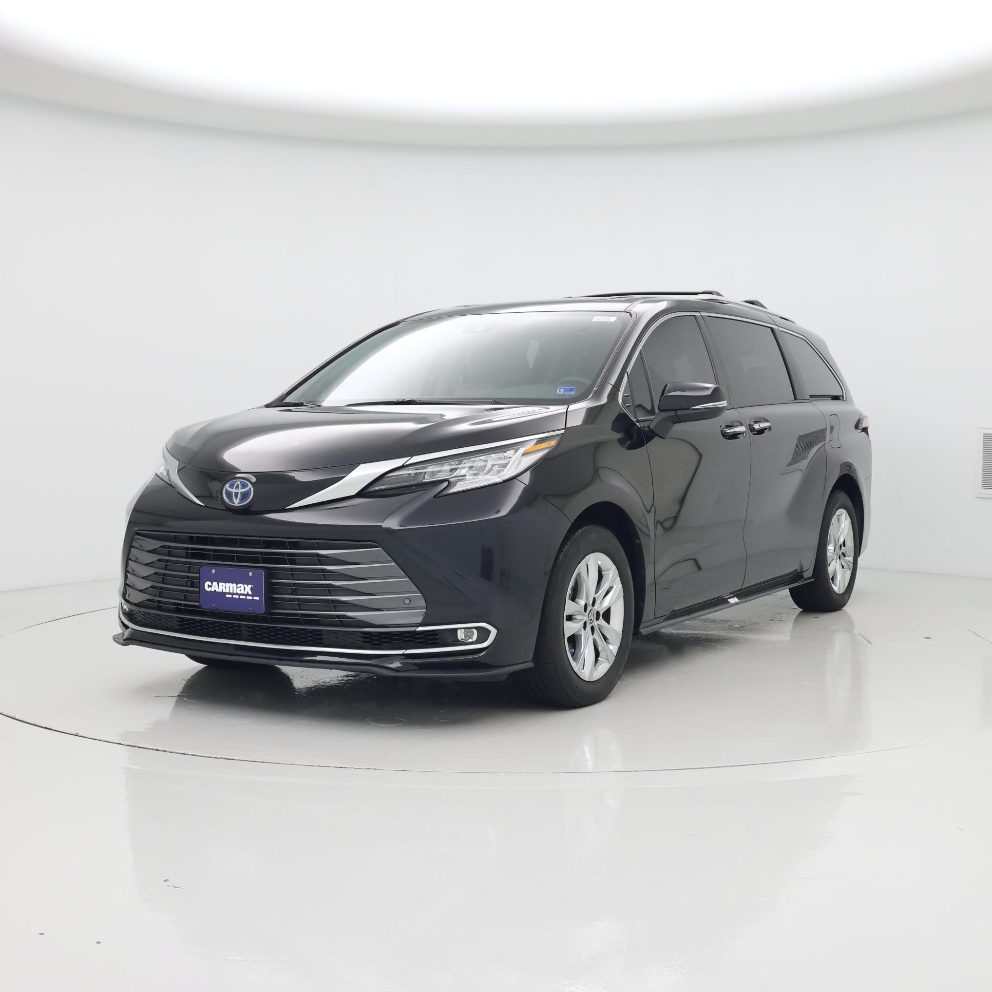 Thumbnail: 2024 Toyota Sienna - 4