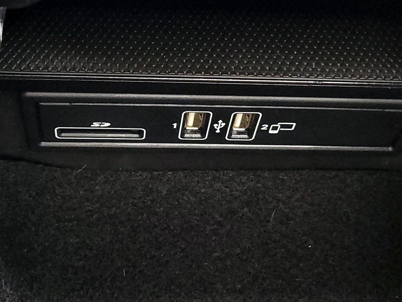 2018 Mercedes-Benz C-Class Sedan AMG C43 - Photo 19
