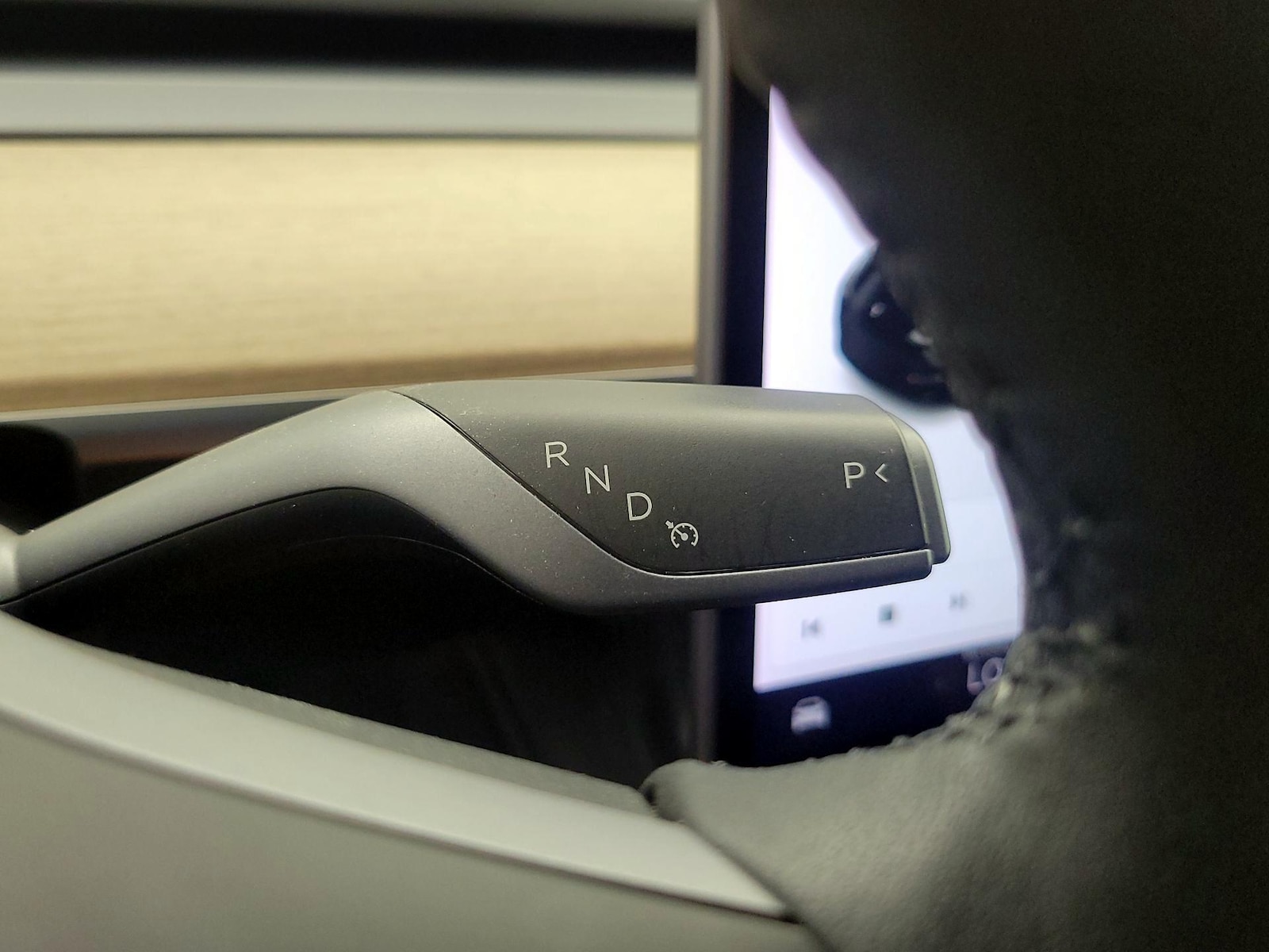 2021 Tesla Model Y Long Range - Photo 18