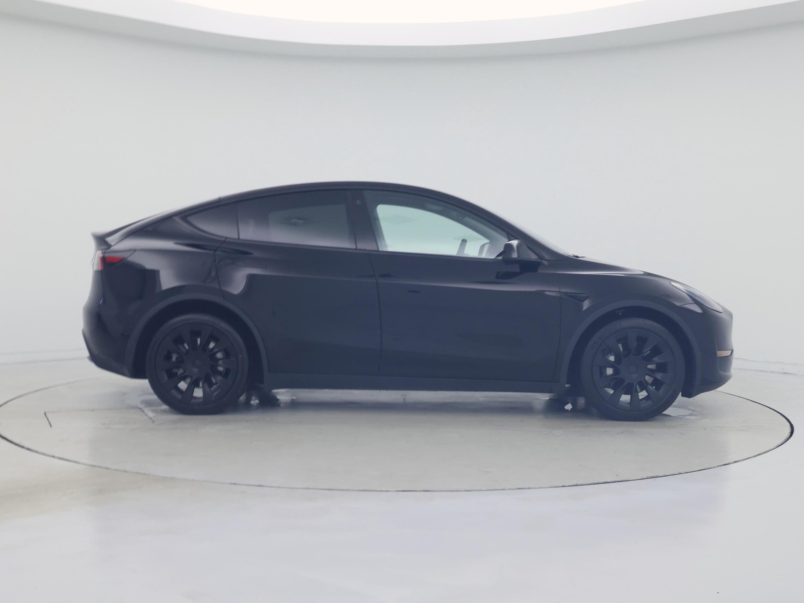 2021 Tesla Model Y Long Range - Photo 8