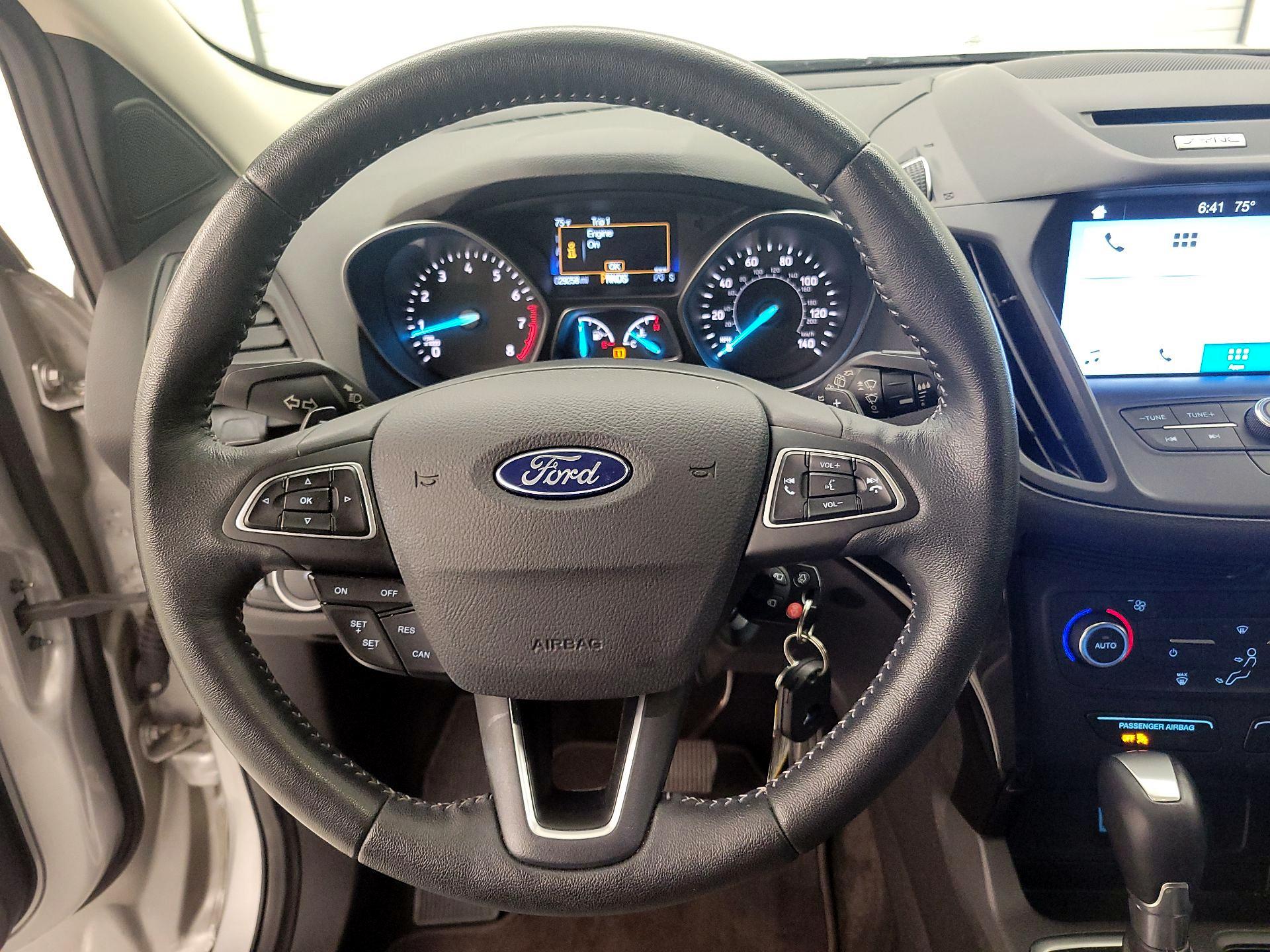 Thumbnail: 2017 Ford Escape - 10