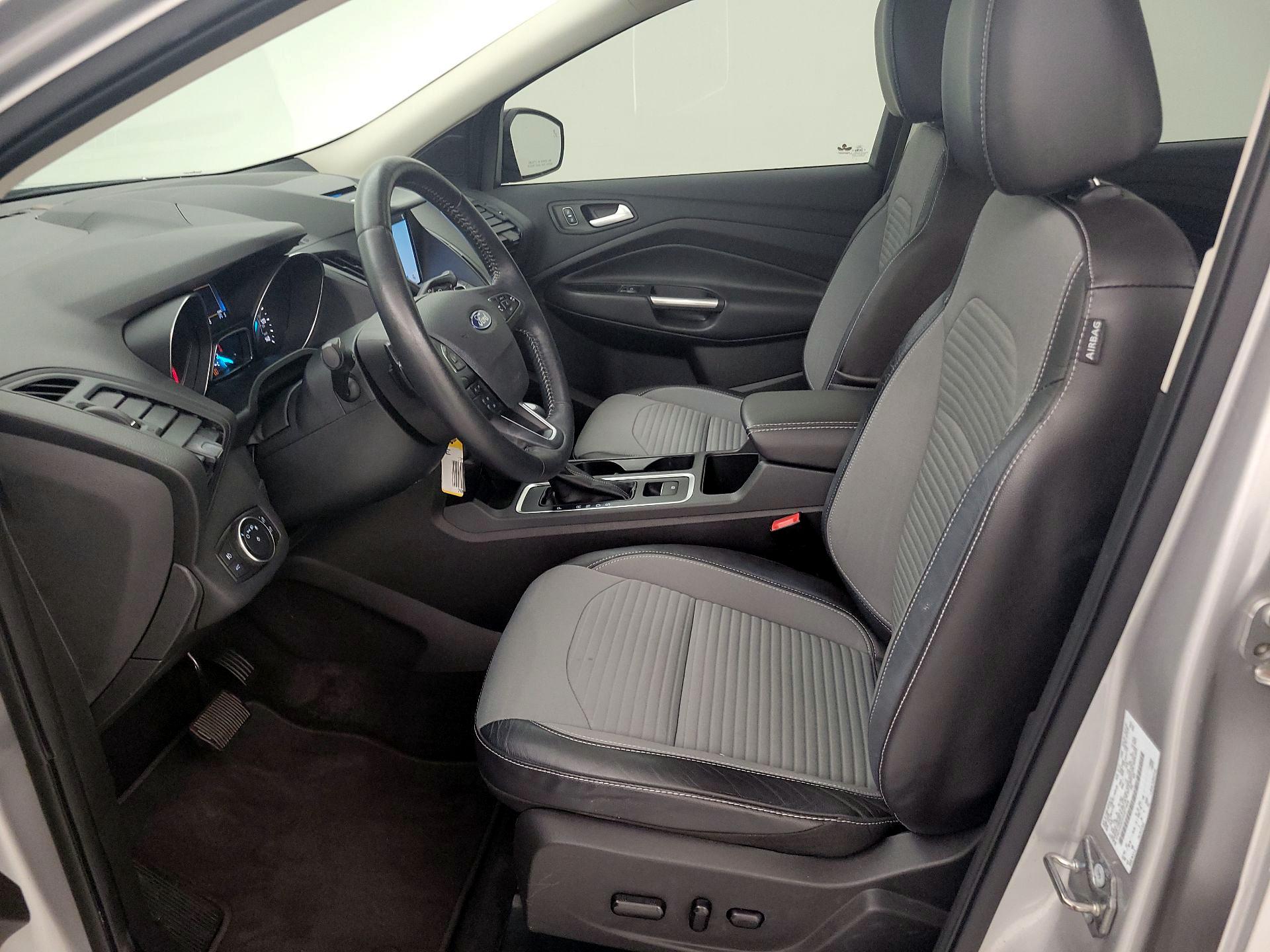 Thumbnail: 2017 Ford Escape - 11