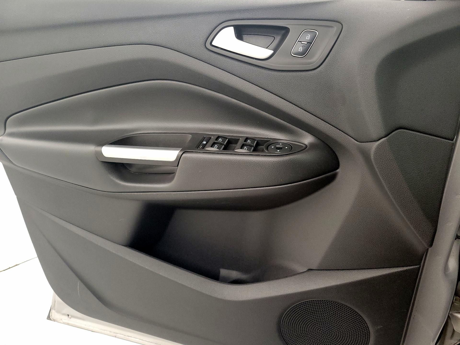 Thumbnail: 2017 Ford Escape - 12