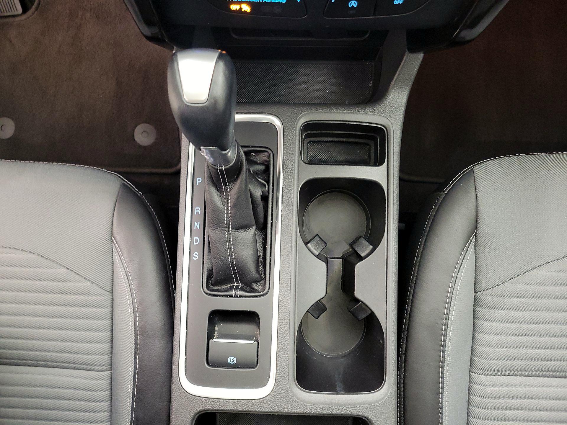 Thumbnail: 2017 Ford Escape - 17
