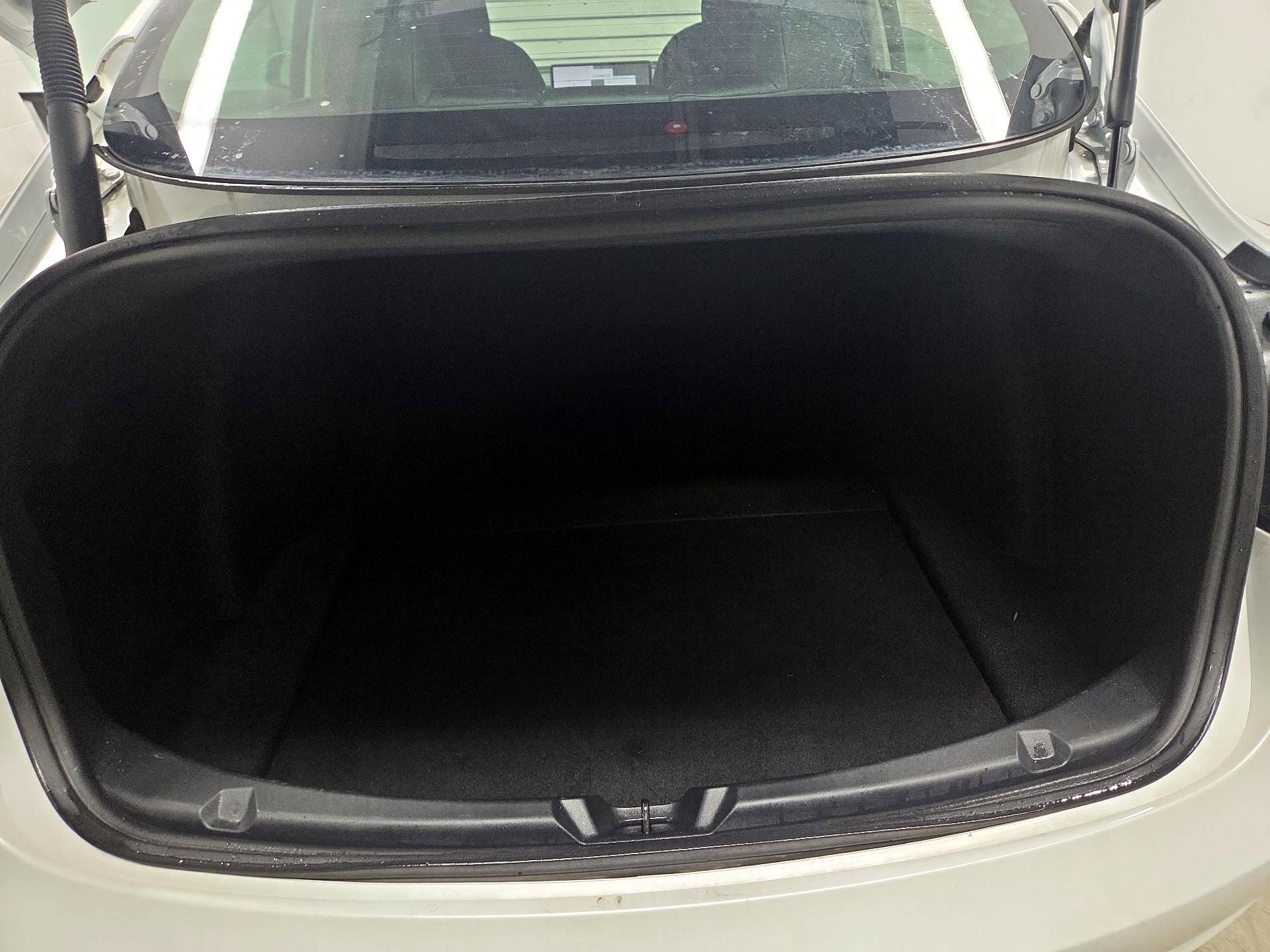 Thumbnail: 2022 Tesla Model 3 - 18