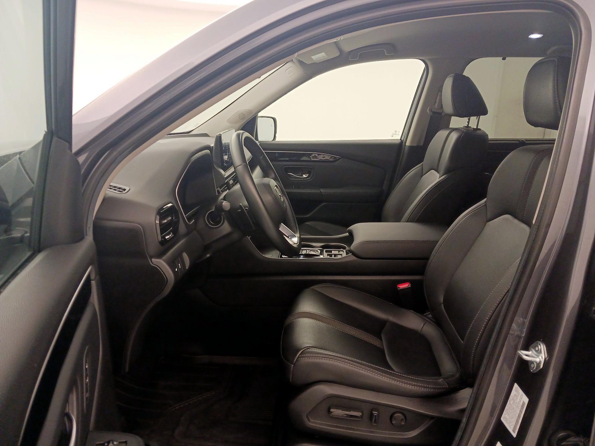 Thumbnail: 2025 Honda Pilot - 11