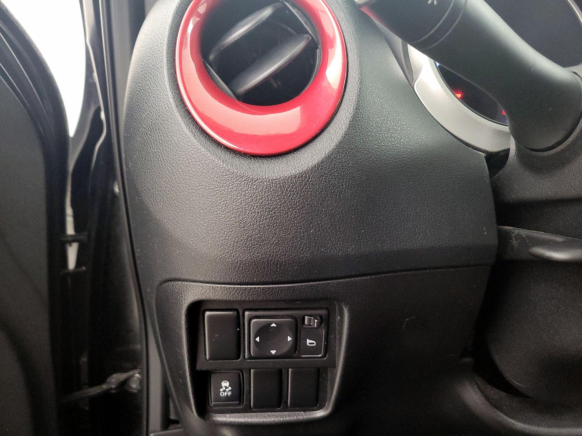Thumbnail: 2015 Nissan Juke - 13