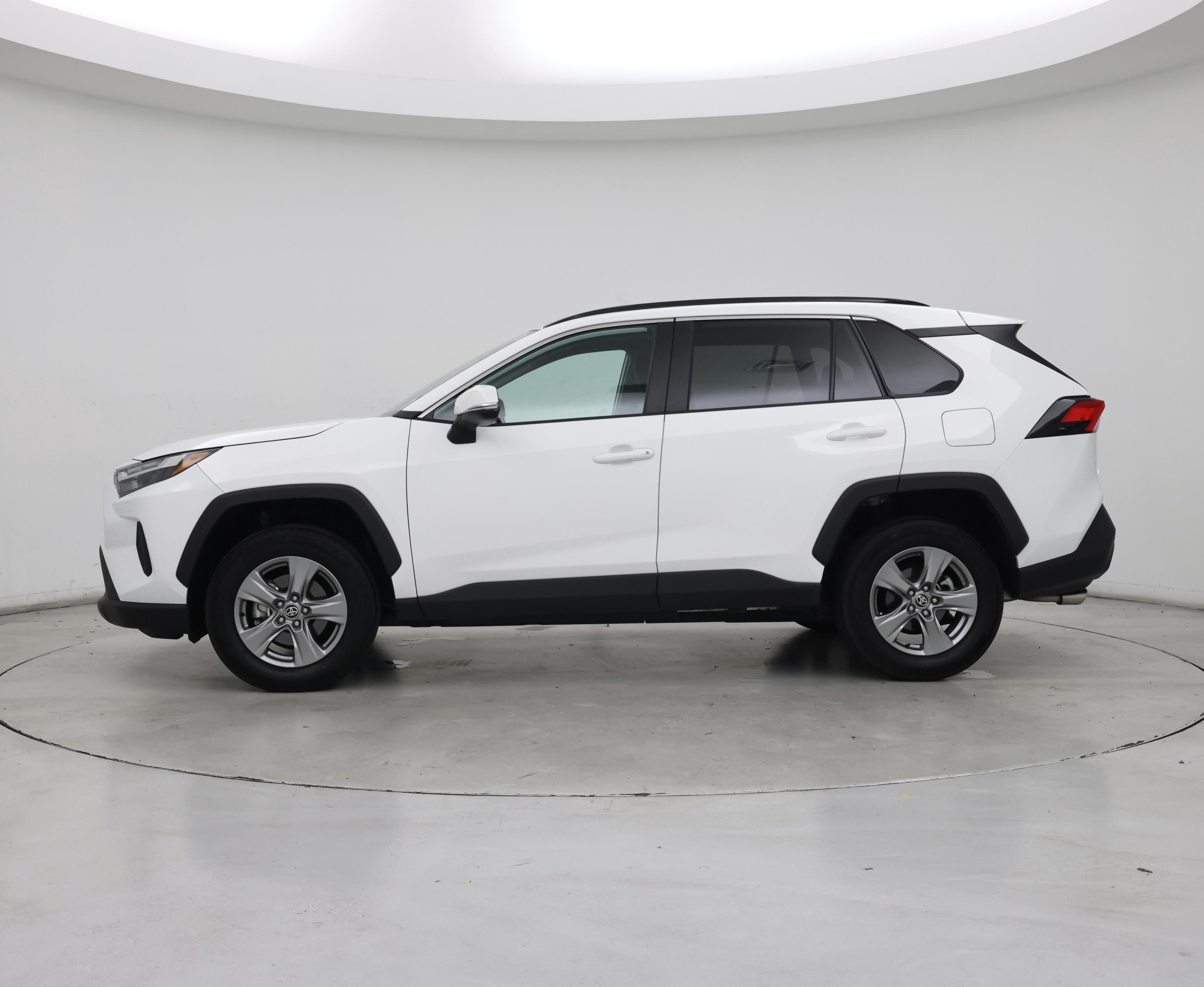 Thumbnail: 2025 Toyota RAV4 - 3