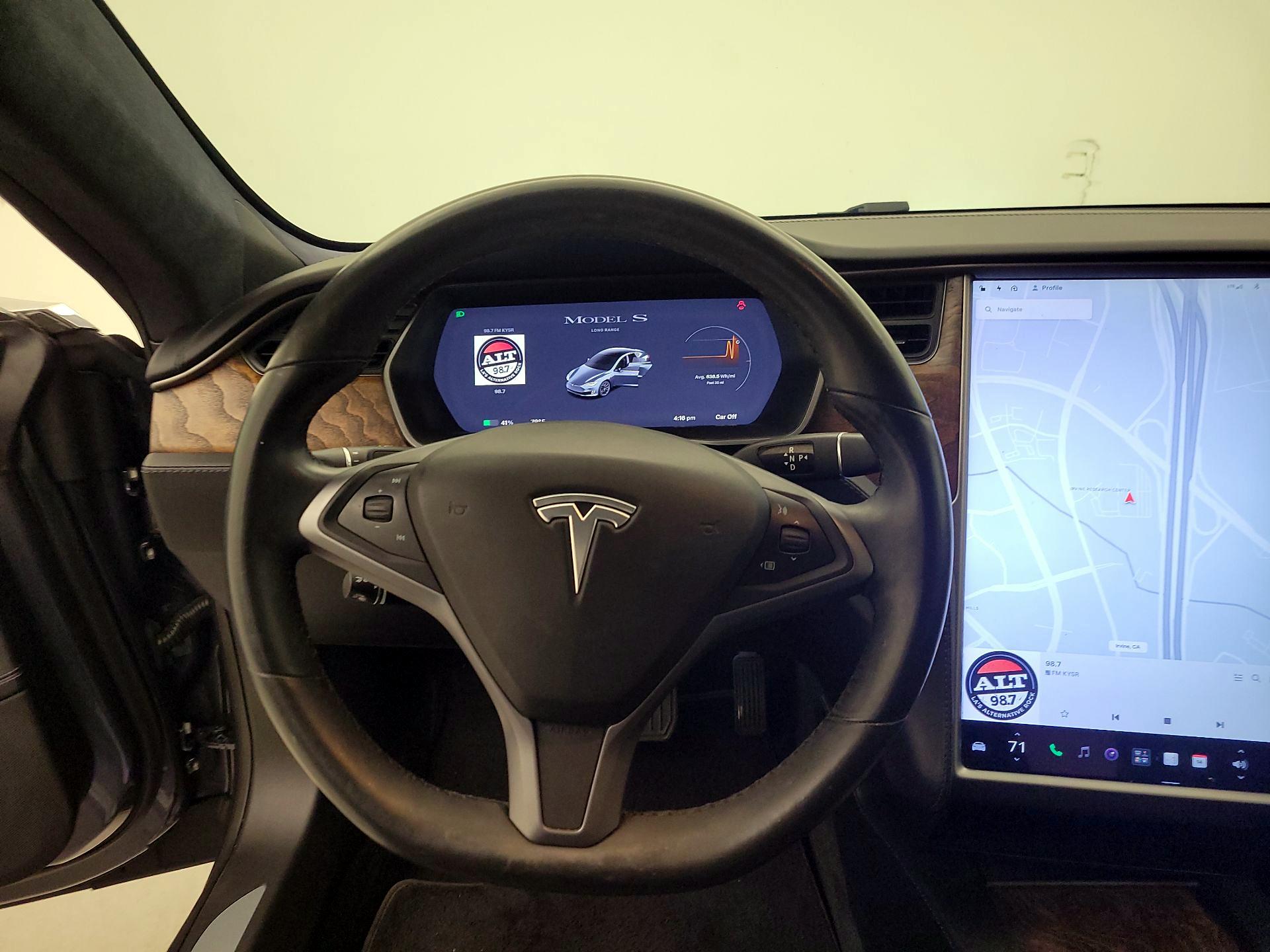 Thumbnail: 2019 Tesla Model S - 10