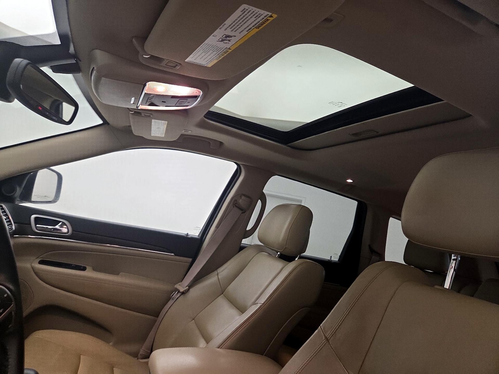 Sunroof(s) & Overhead Airbags