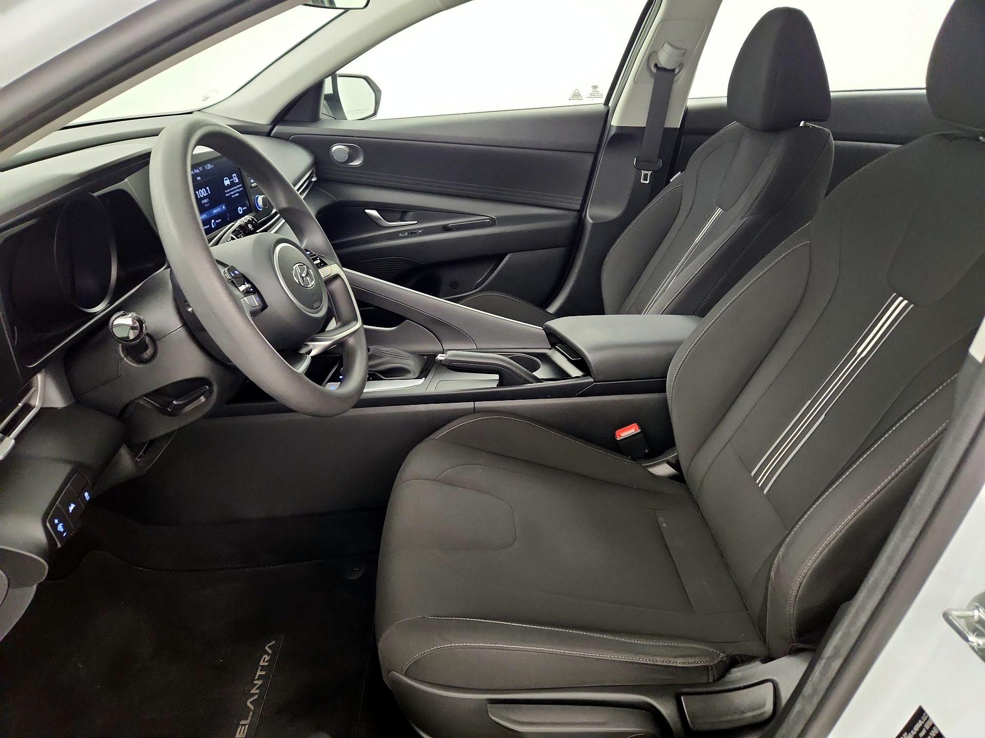 Thumbnail: 2023 Hyundai Elantra - 9