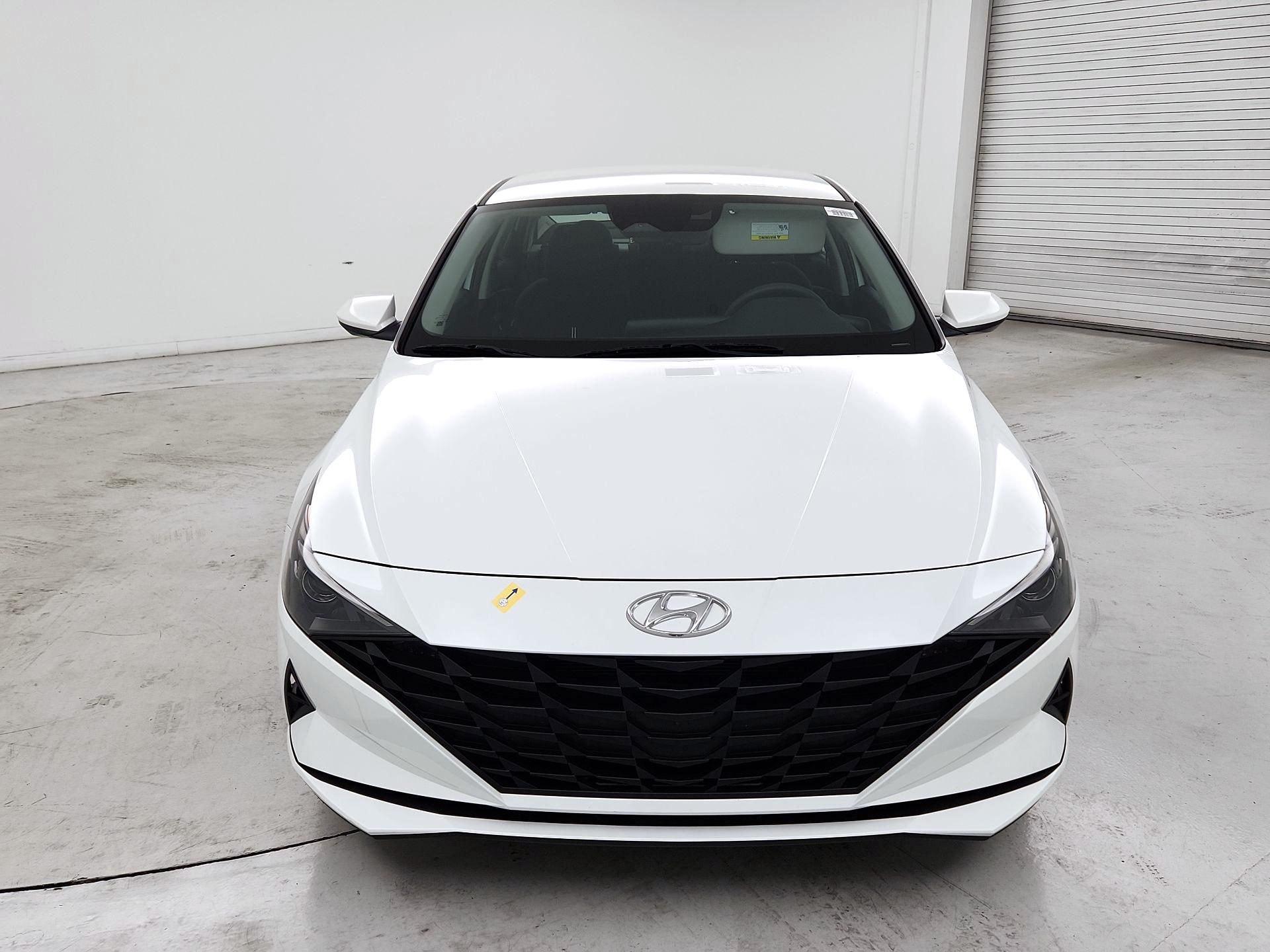 Thumbnail: 2023 Hyundai Elantra - 2