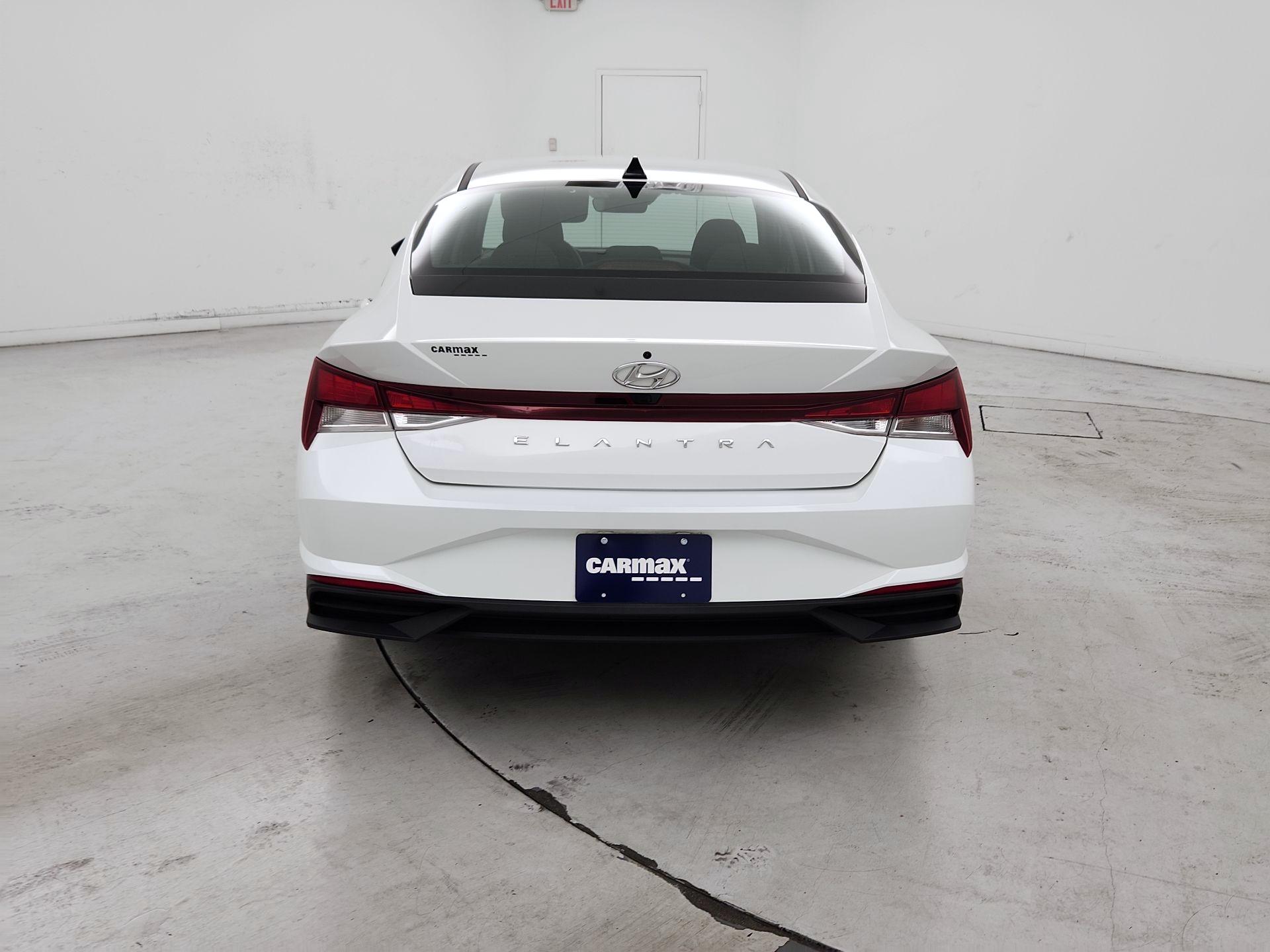Thumbnail: 2023 Hyundai Elantra - 6