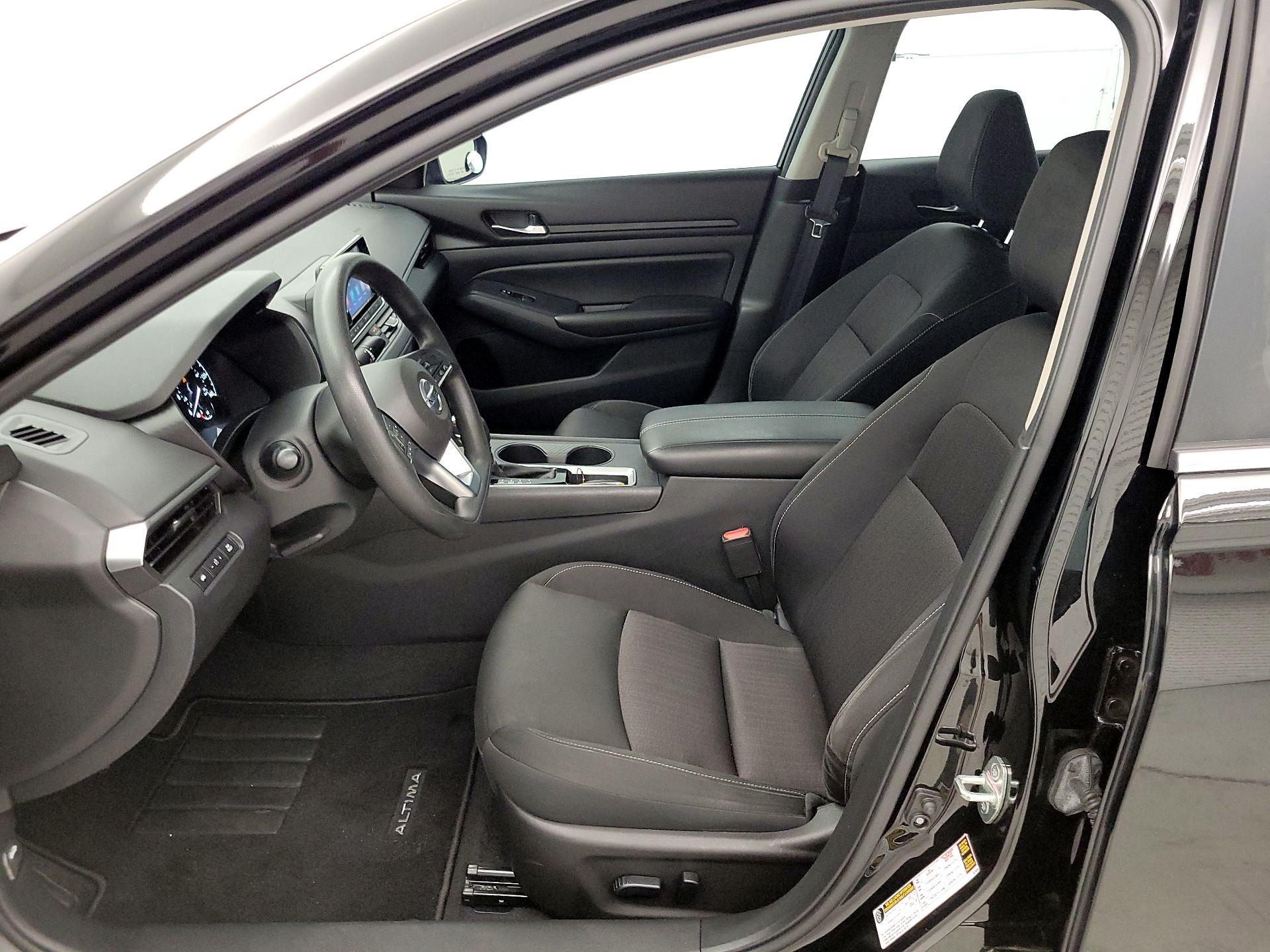 Thumbnail: 2021 Nissan Altima - 11
