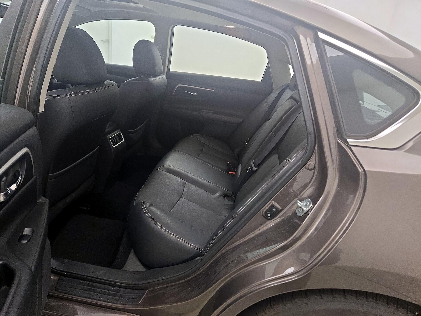 2017 Nissan Altima SL - Photo 22