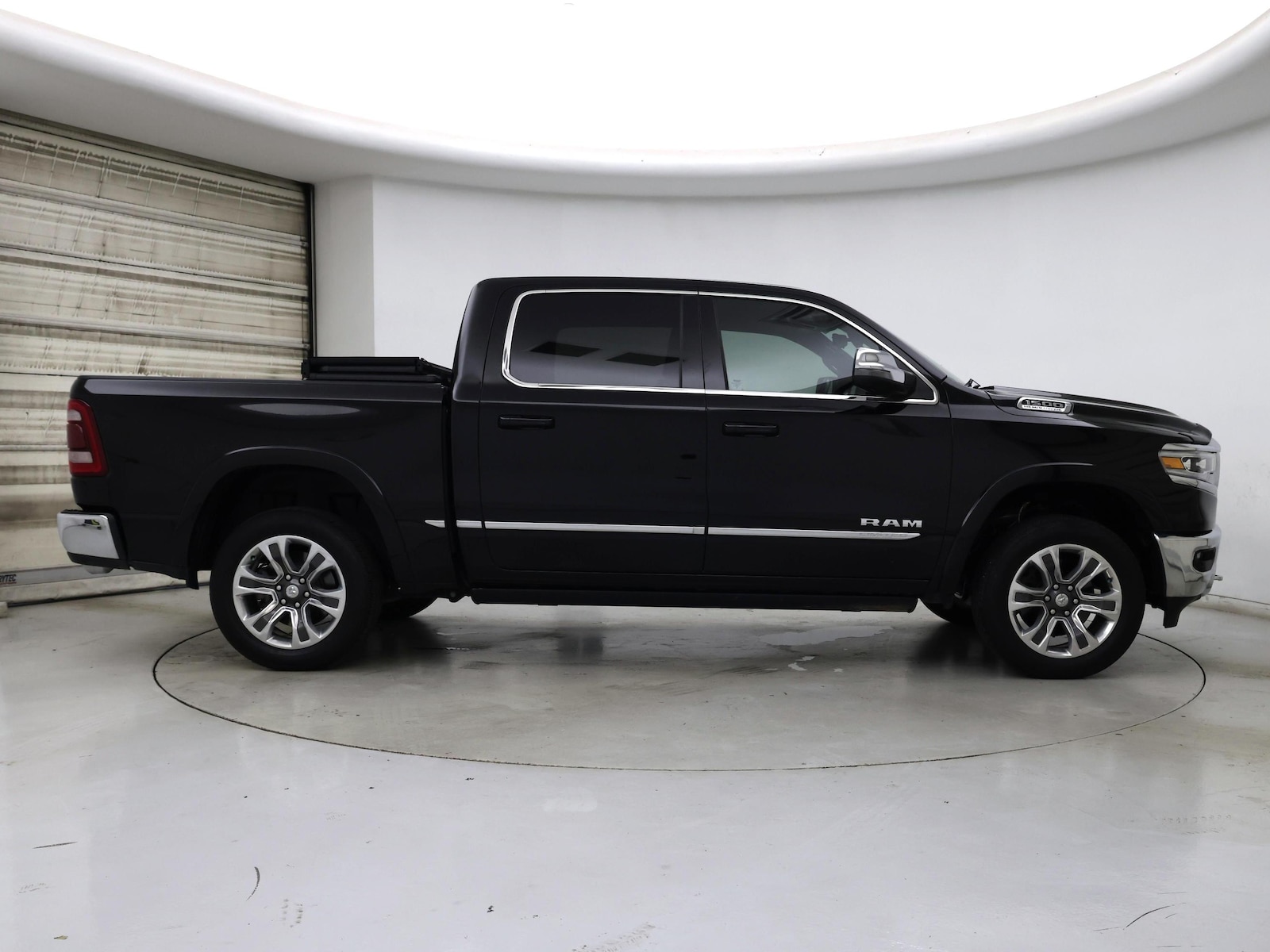 2023 RAM Ram 1500 Pickup Limited - Photo 8