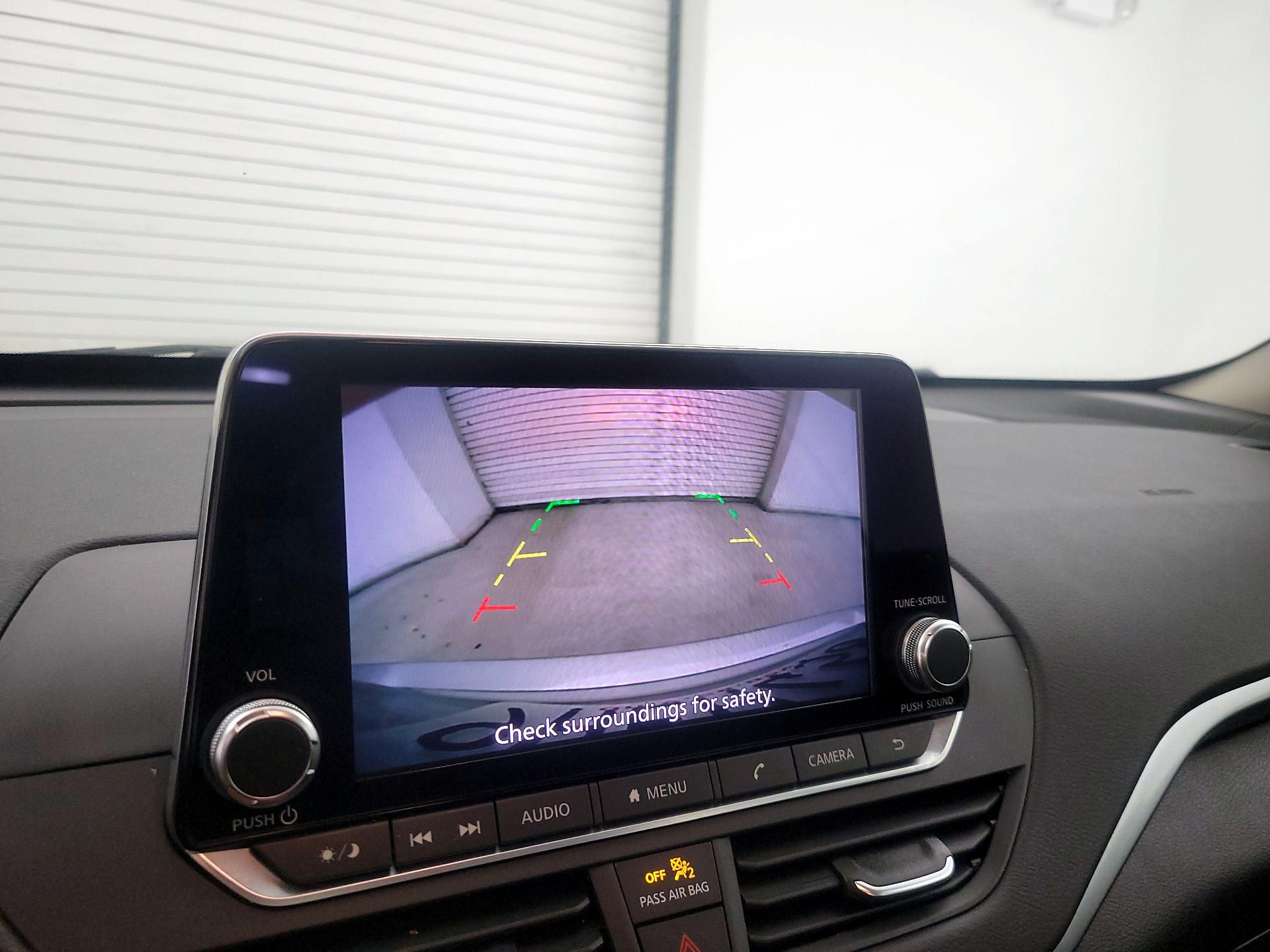 Thumbnail: 2019 Nissan Altima - 14