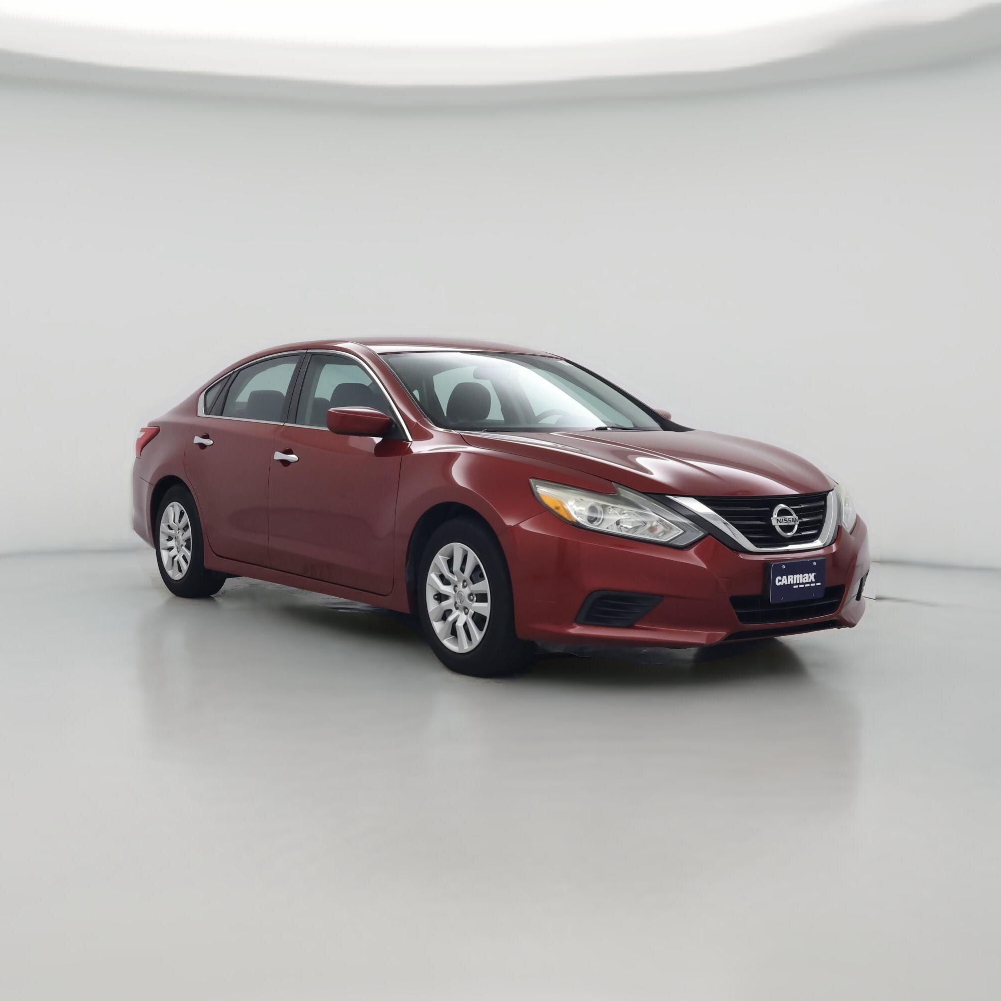 Thumbnail: 2016 Nissan Altima - 1