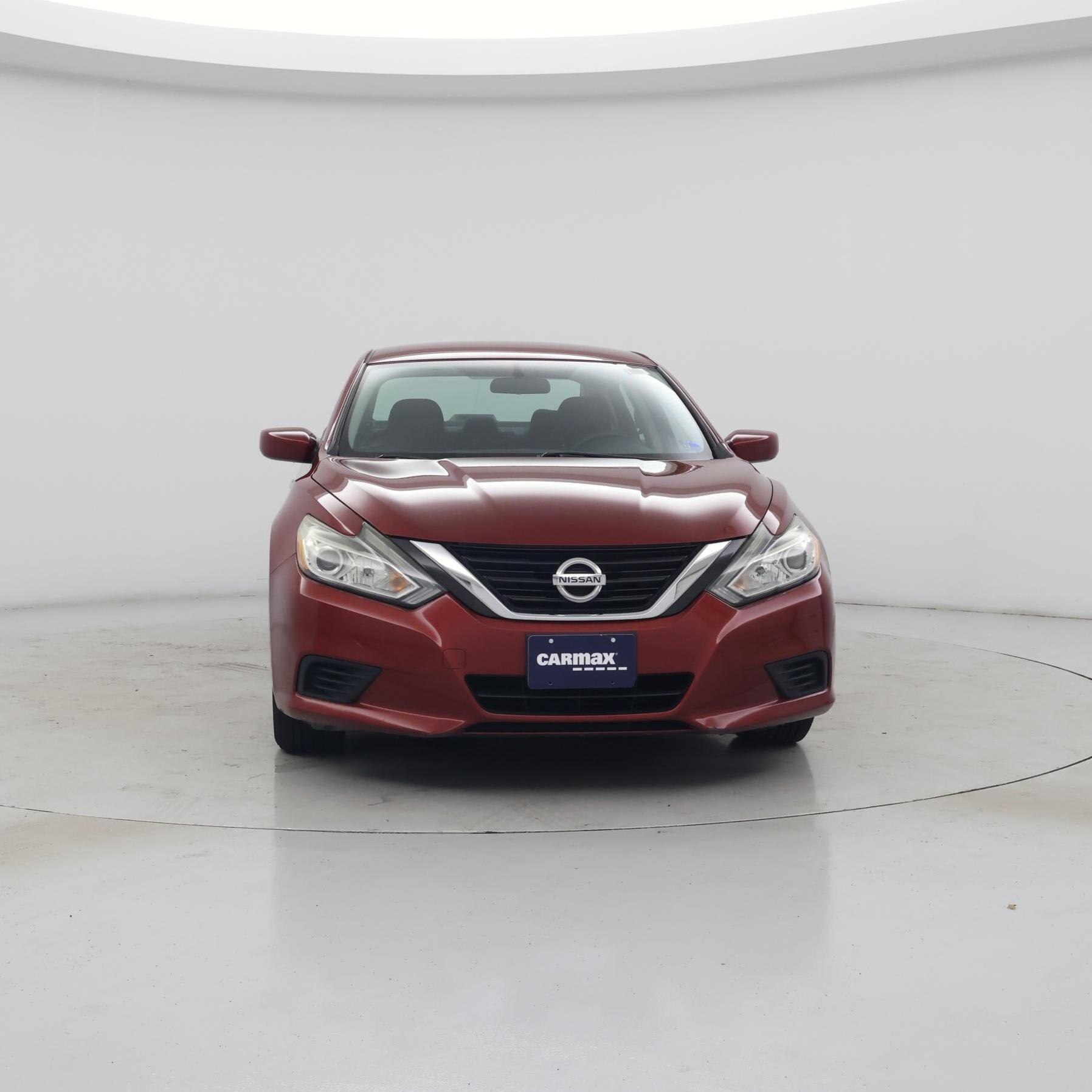 Thumbnail: 2016 Nissan Altima - 5