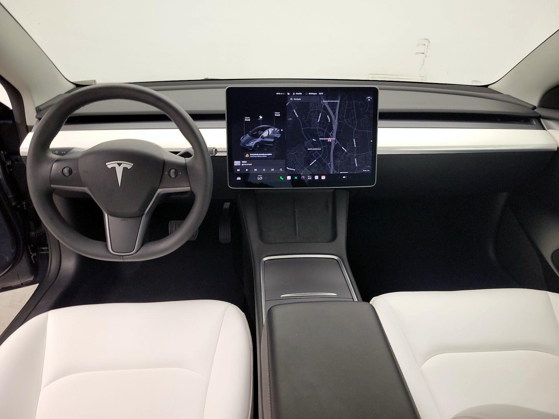 Thumbnail: 2025 Tesla Model 3 - 11