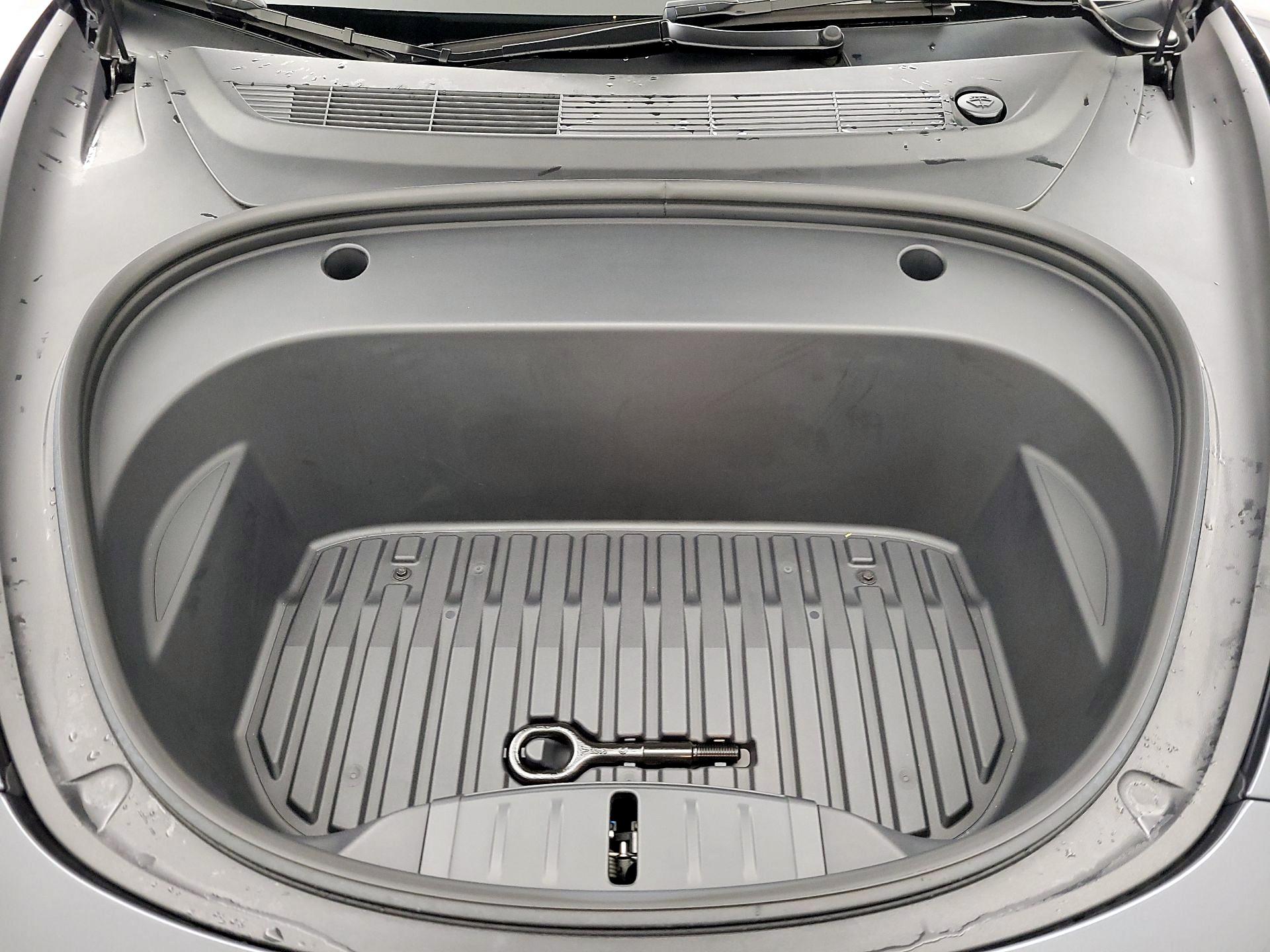 Thumbnail: 2025 Tesla Model 3 - 19