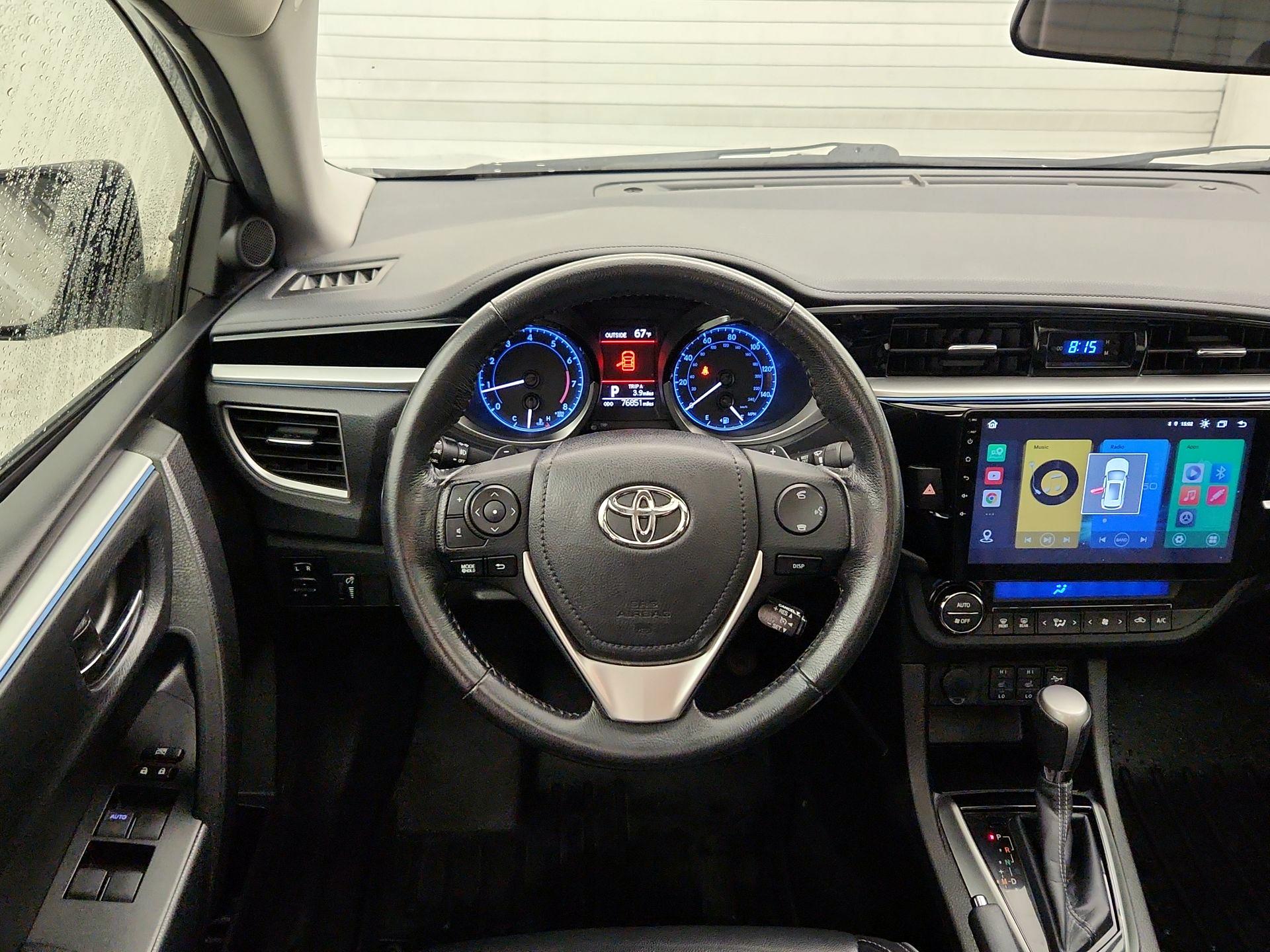 Thumbnail: 2015 Toyota Corolla - 10