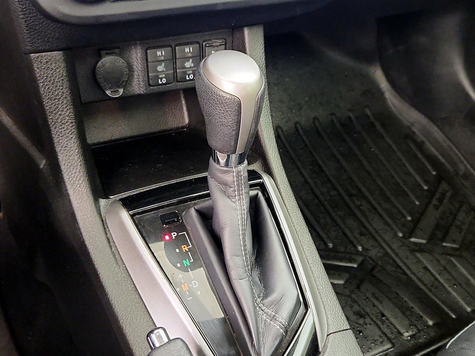 2015 Toyota Corolla S Plus - Photo 17