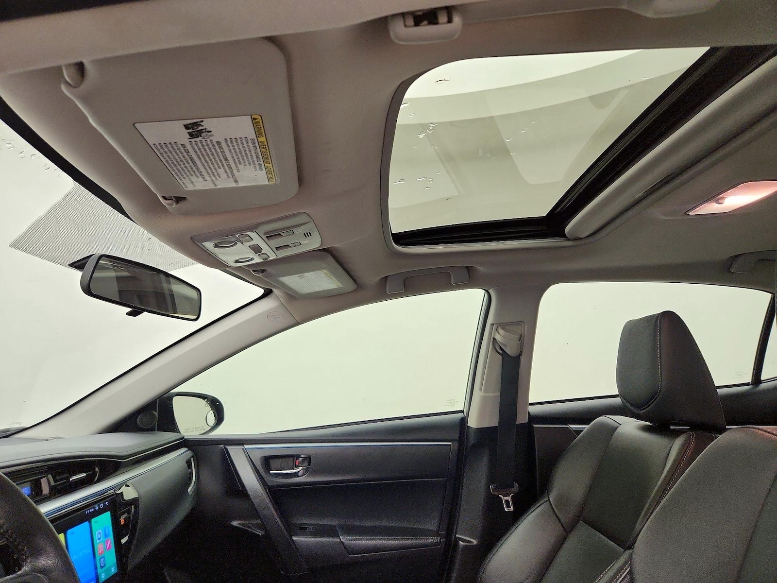 2015 Toyota Corolla S Plus - Photo 19