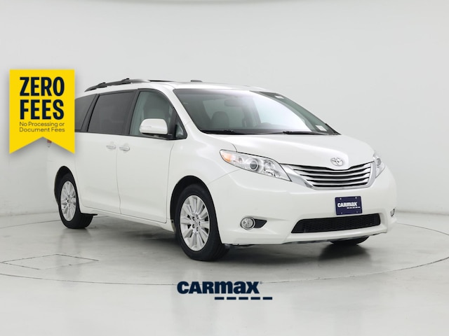 White 2014 Toyota Sienna Minivan Front-Wheel Drive Automatic