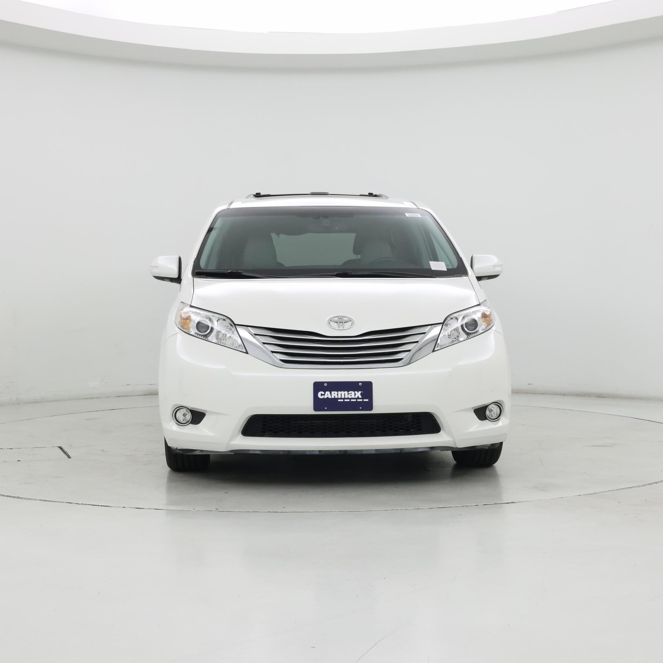 Thumbnail: 2014 Toyota Sienna - 5