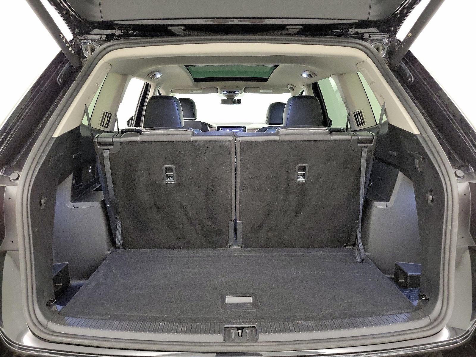 2024 Volkswagen Atlas SEL Premium R-Line - Photo 22