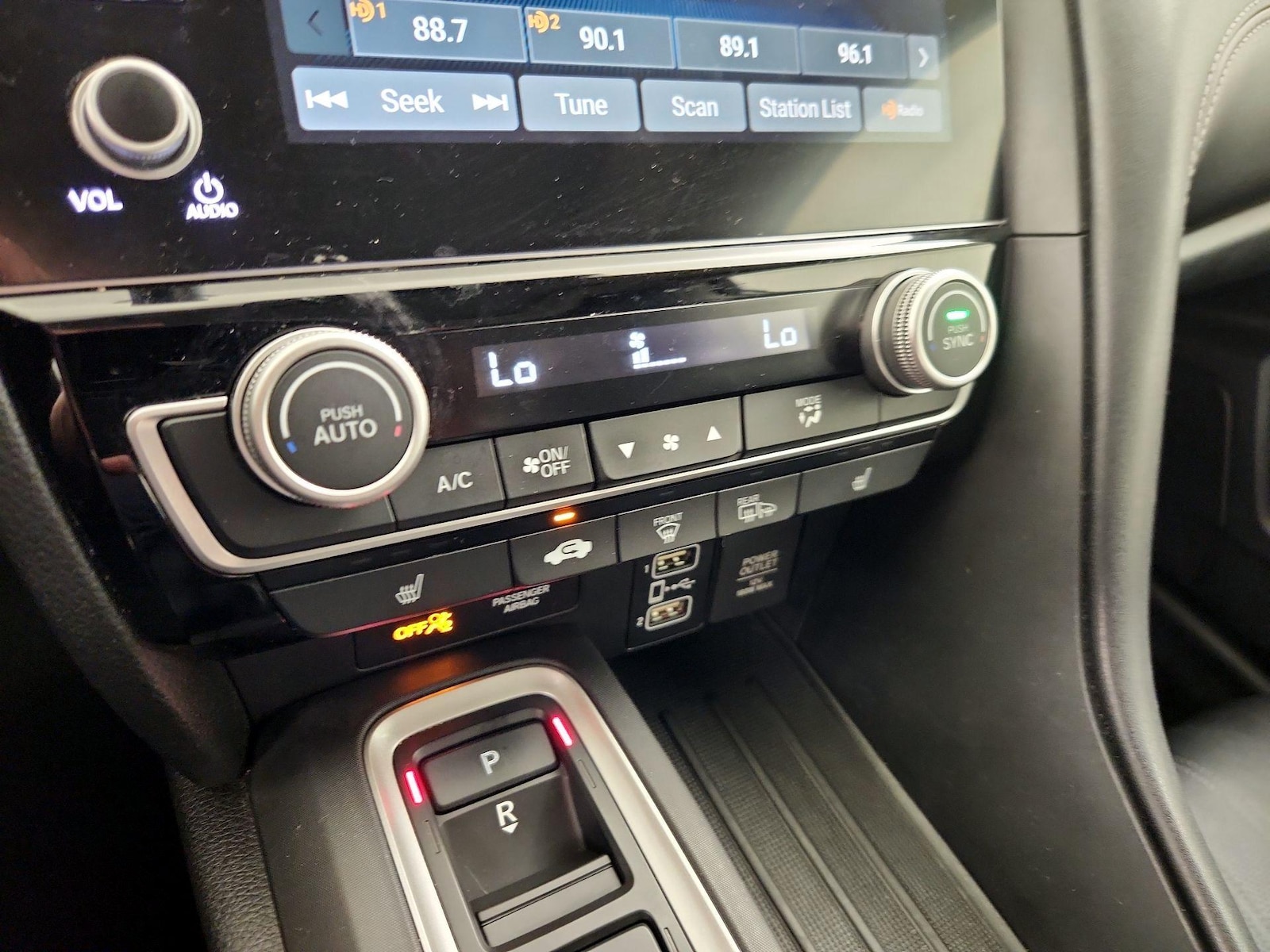 2019 Honda Insight Touring - Photo 18