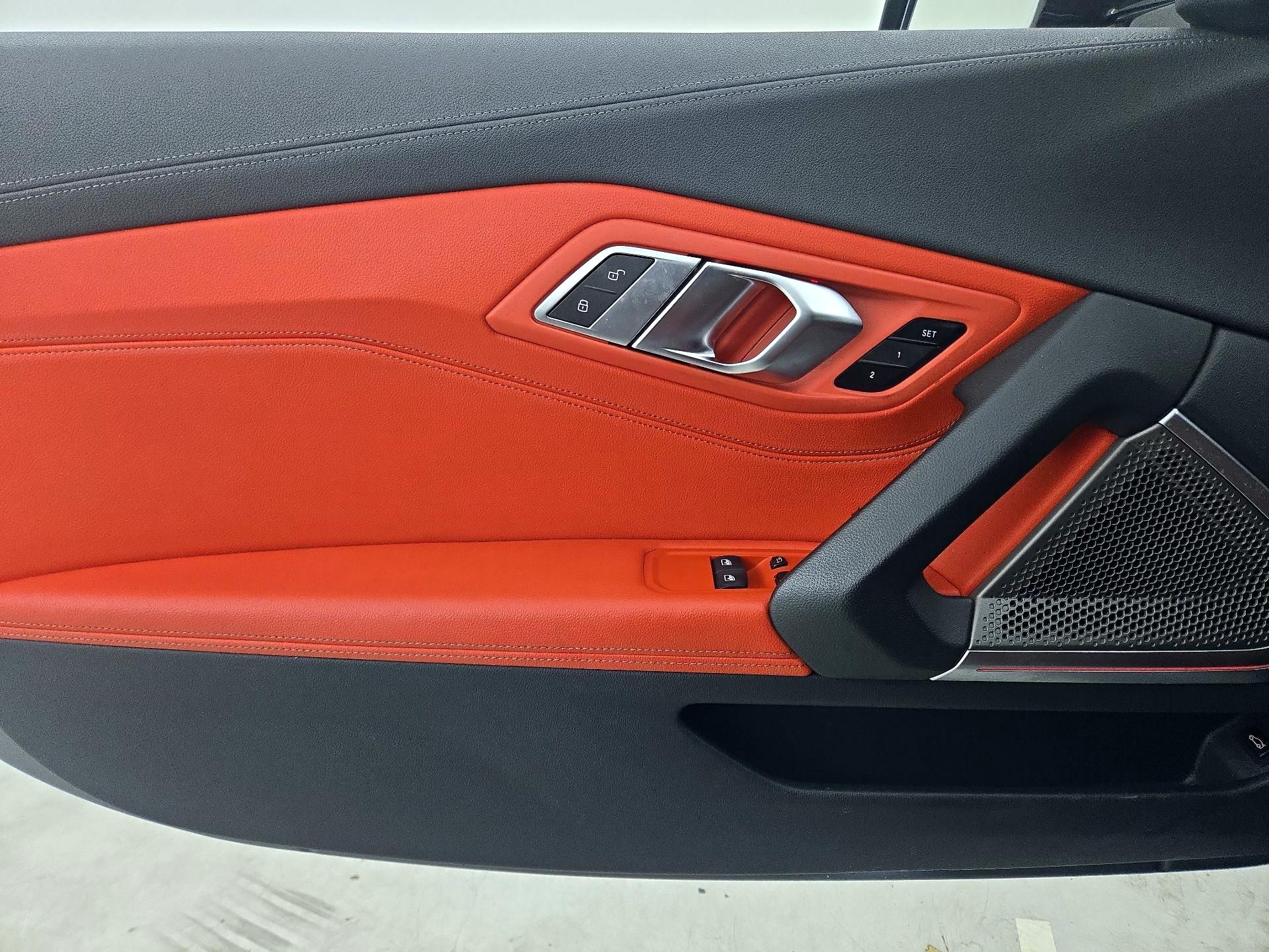 Thumbnail: 2021 BMW Z4 - 12